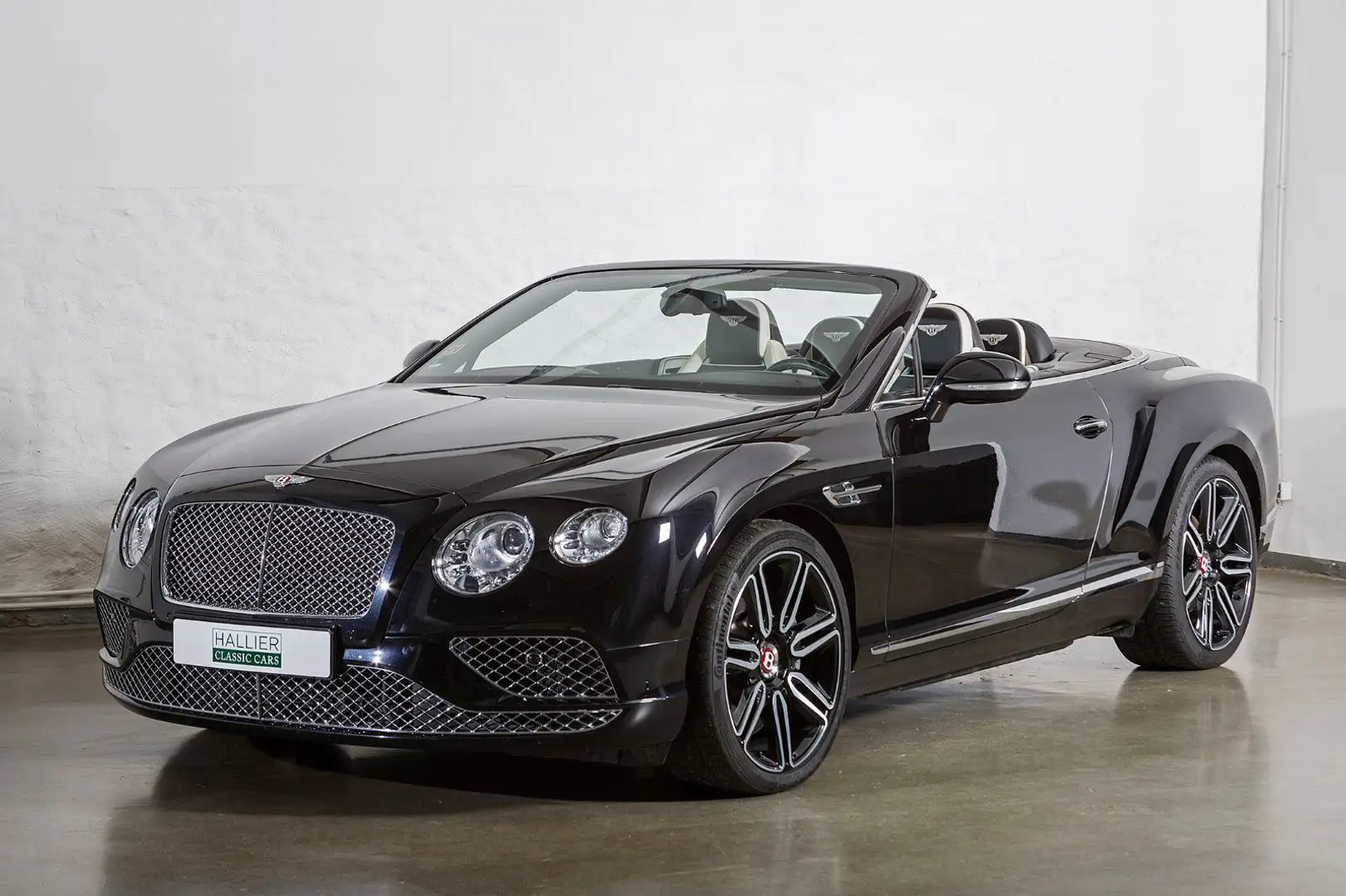 Bentley Continental GT V8 Convertible Fekete - 1