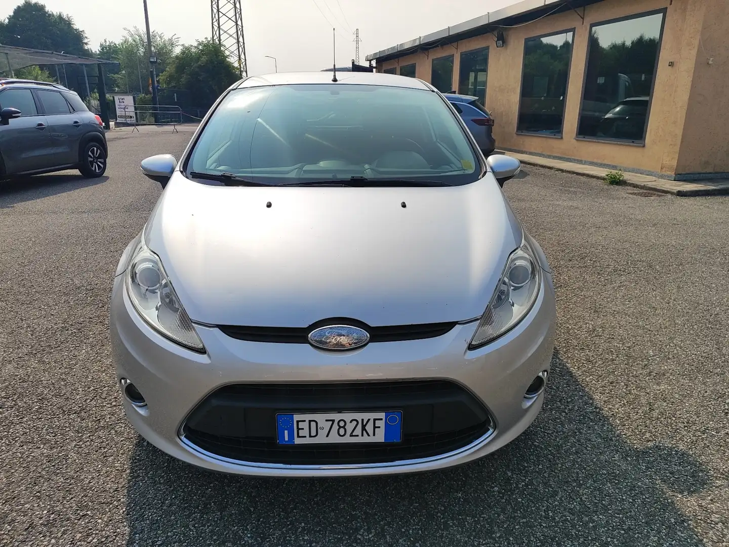Ford Fiesta Fiesta 3p 1.2 16v + c/esp 82cv E5 Argento - 1