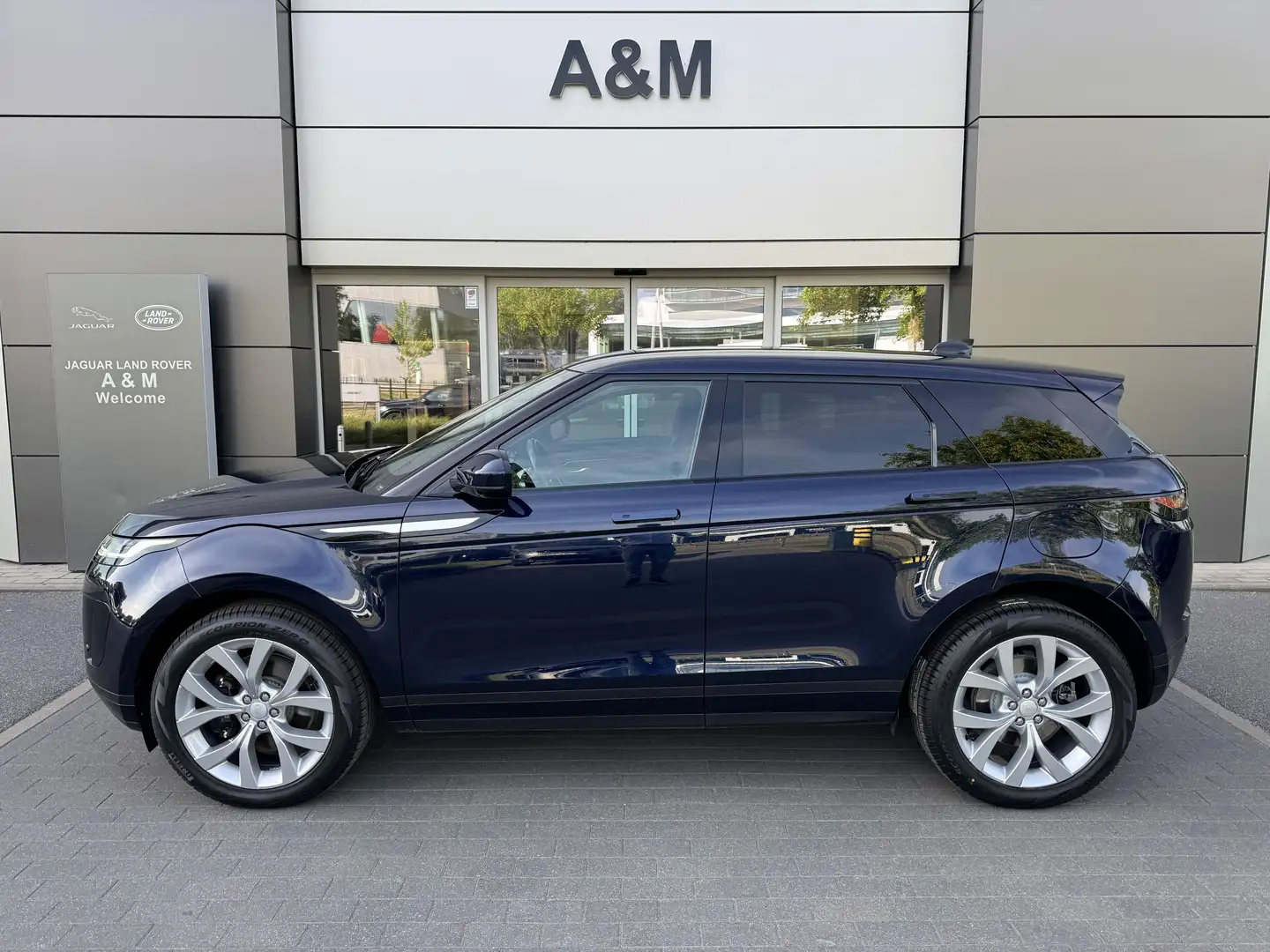 Land Rover Range Rover Evoque P300e SE Bleu - 2
