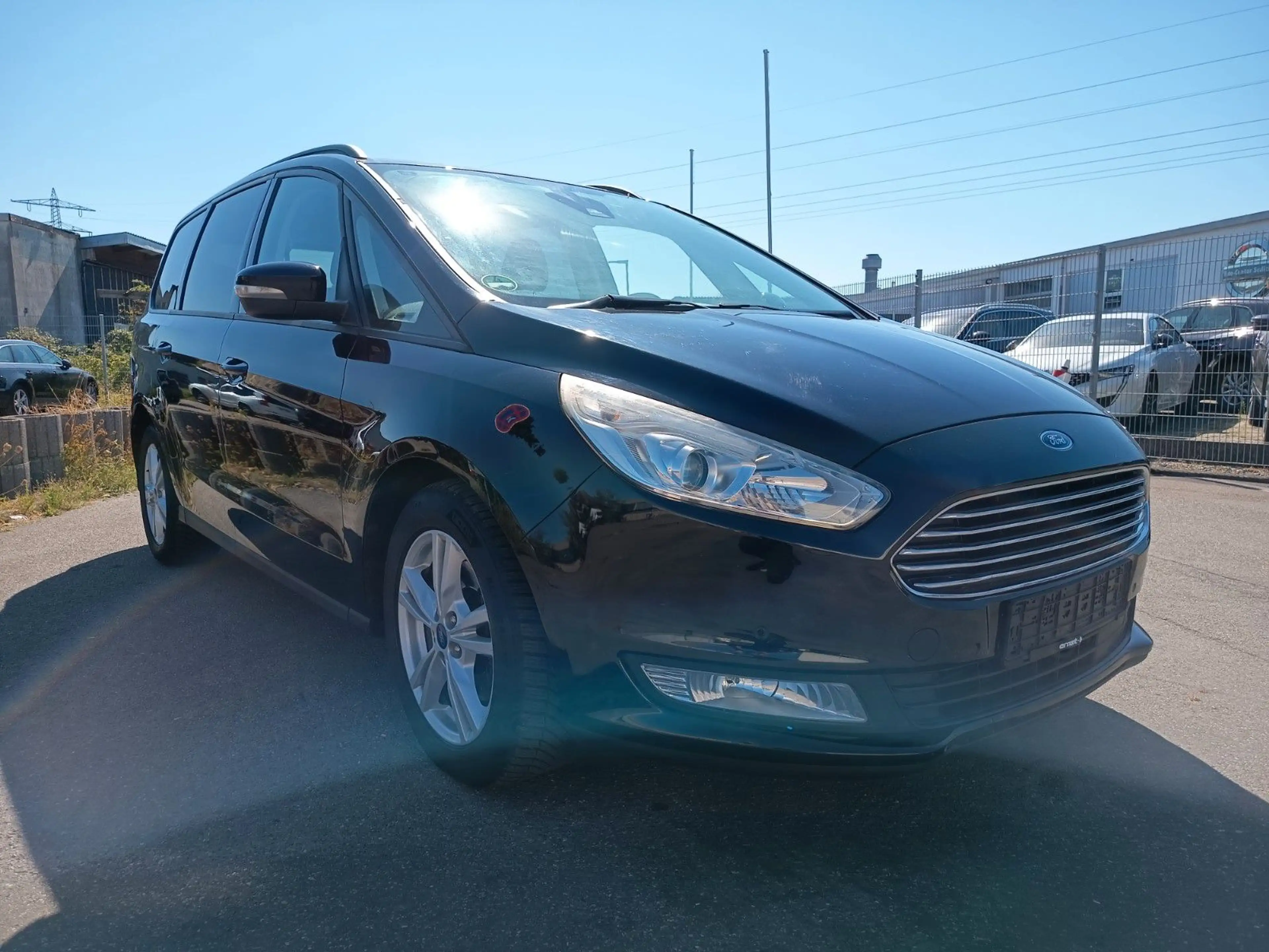 Ford Galaxy Business — photo 3
