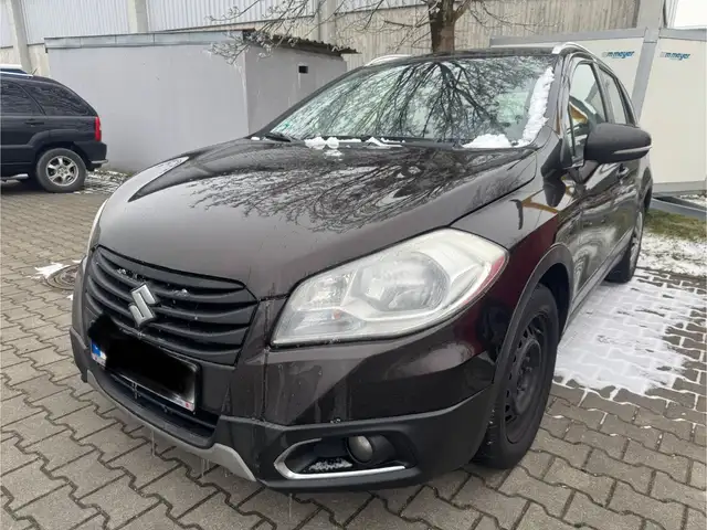 Suzuki SX4 S-Cross Sitzheizung SR+WR