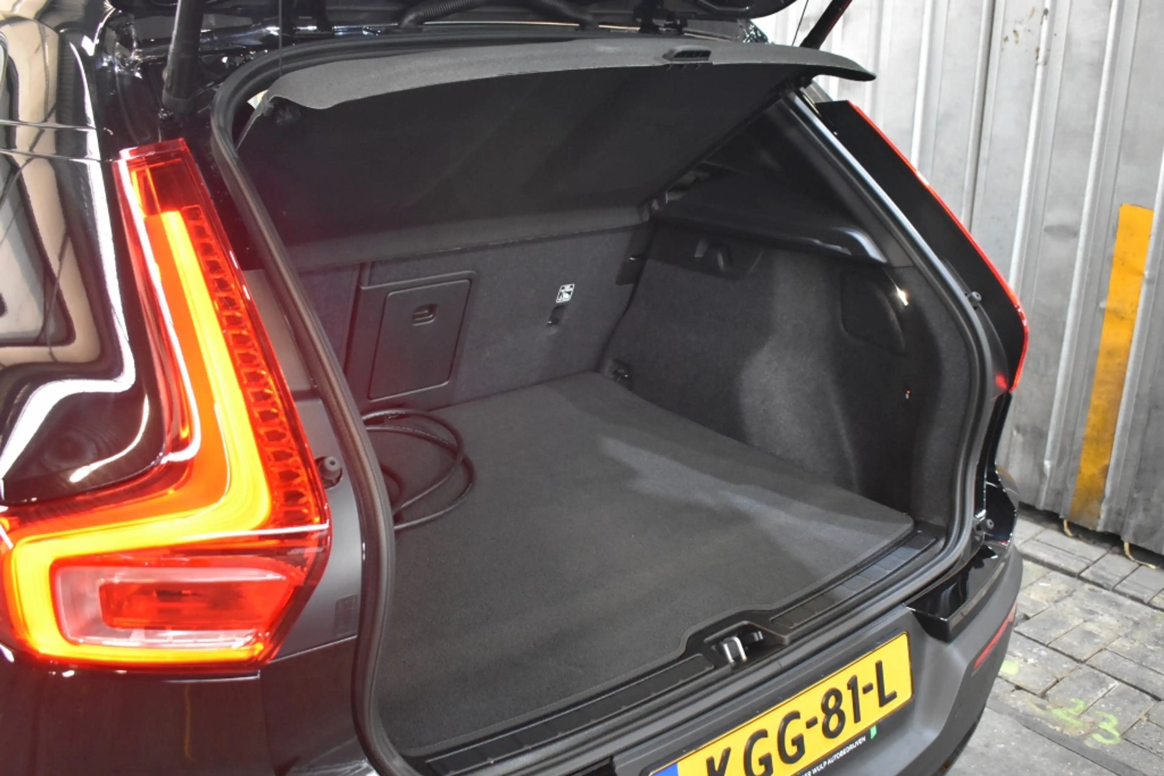 Volvo EX40 Twin Performance 442pk/82kWh Ultra Black Edition | — photo 16