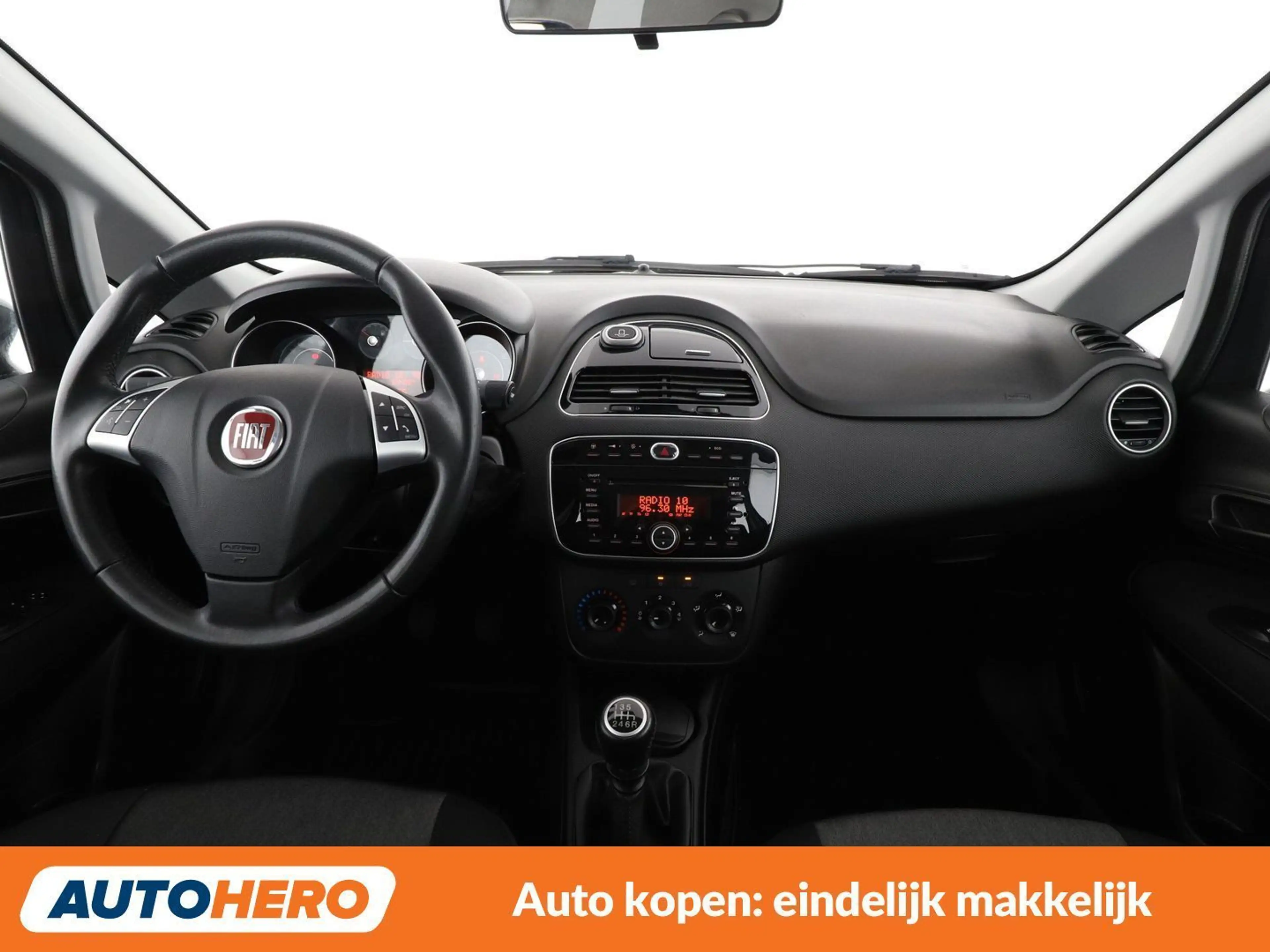 Fiat Punto 0.9 My Punto — photo 12