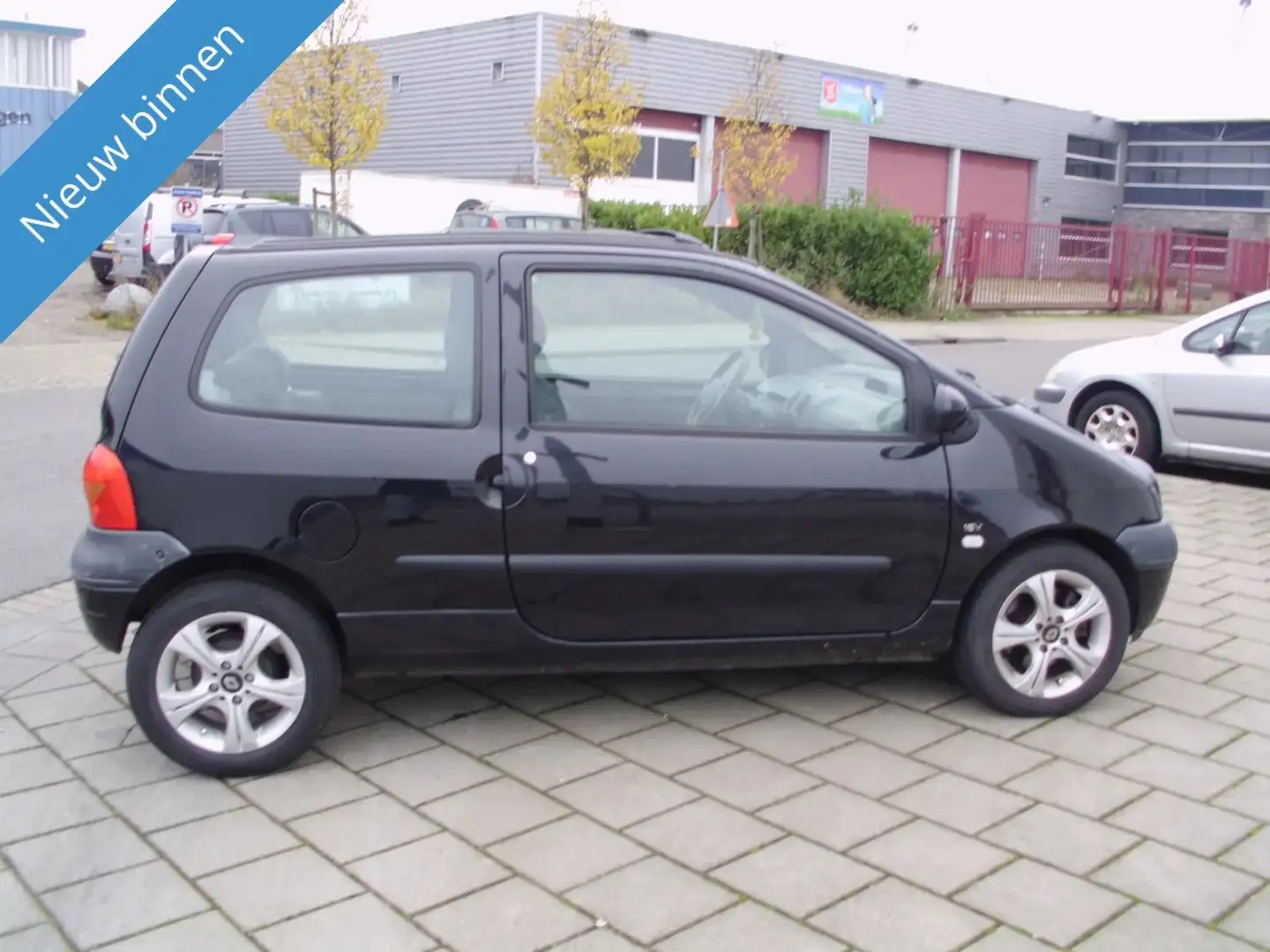 Renault Twingo 1.2 MET AIRCO MOOI AUTO Zwart - 2