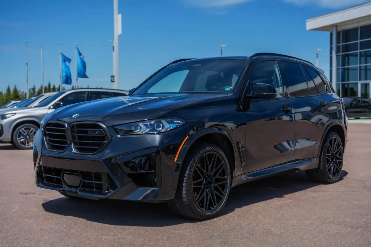 BMW X5 M снимка BMW X5 M