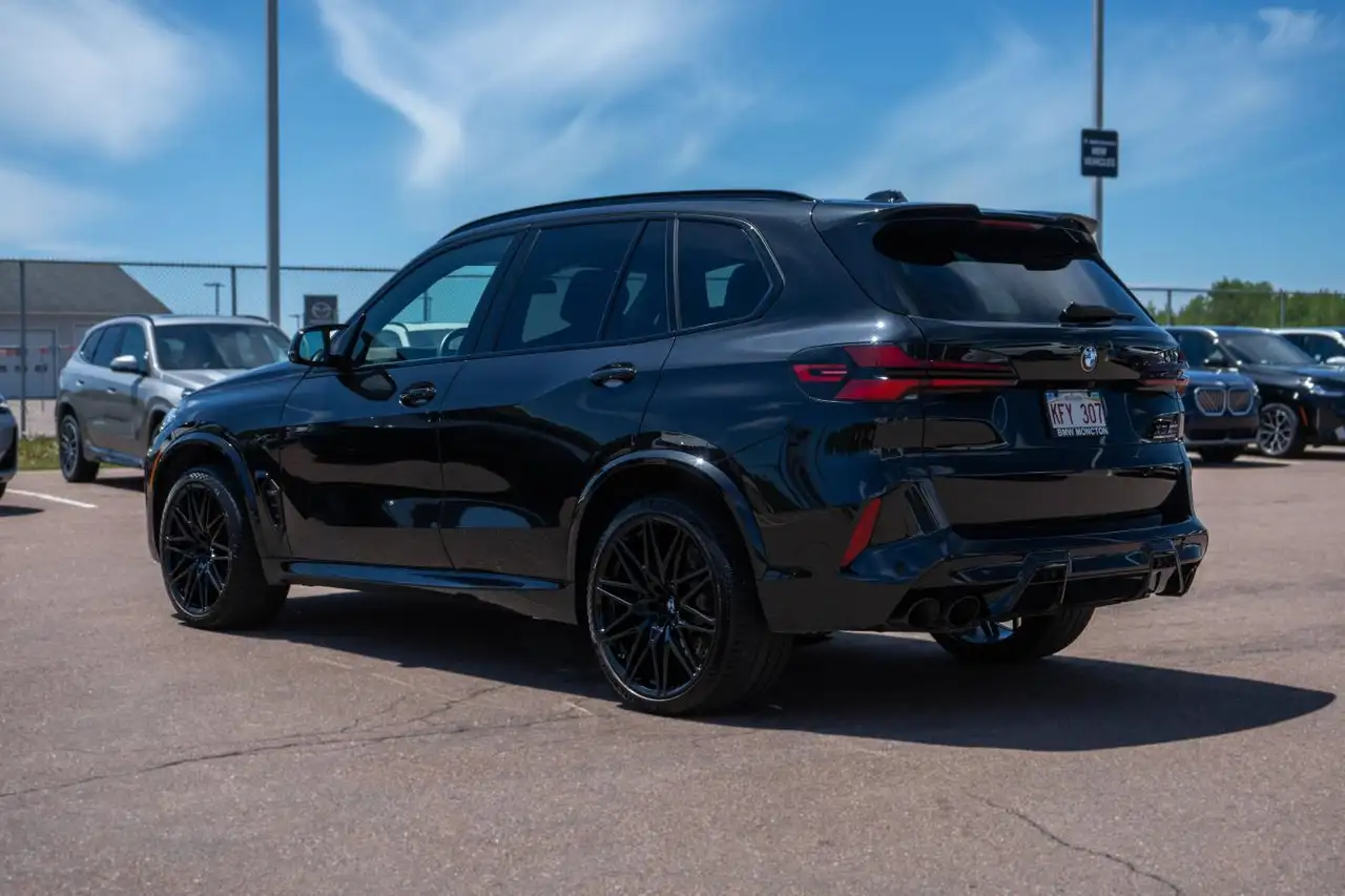 BMW X5 M снимка BMW X5 M