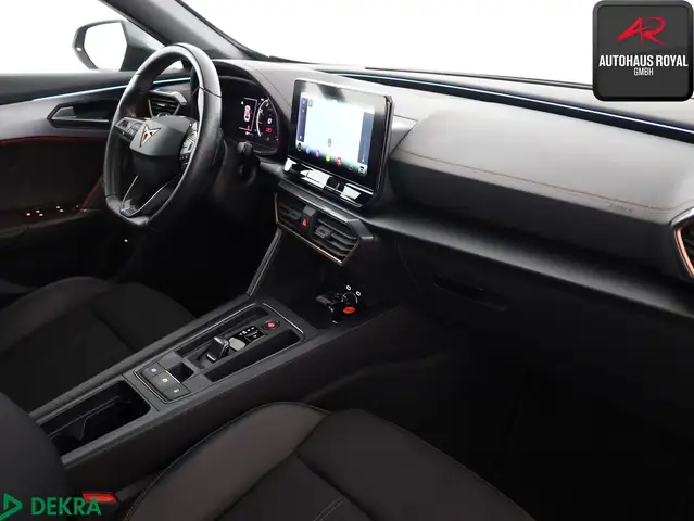 Cupra Formentor view 10