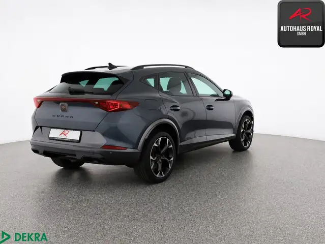 Cupra Formentor view 5