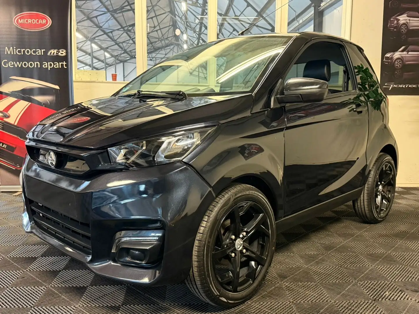 Aixam City PREMIUM SPORT 8 PS Mopedauto Microcar 45 KM - 1