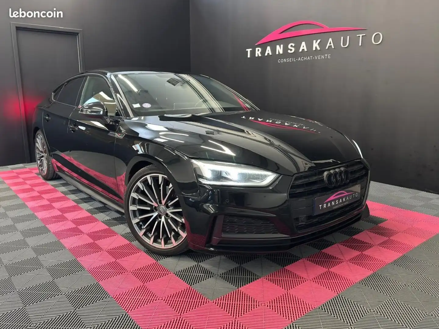Audi A5 2.0L TFSI 190ch S-Line SUIVI Noir - 1