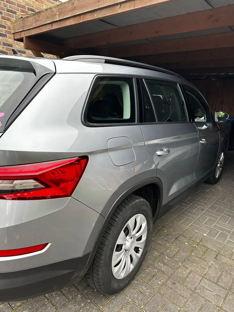 Skoda Kodiaq Kodiaq 2.0 TDI 4x4 DSG Style Grau - 2