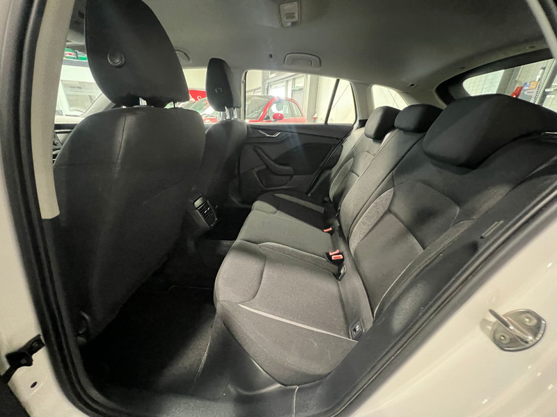 Skoda Scala 1.0 TSI Automatik **AHK*SHZ*BT*Temp** — photo 14