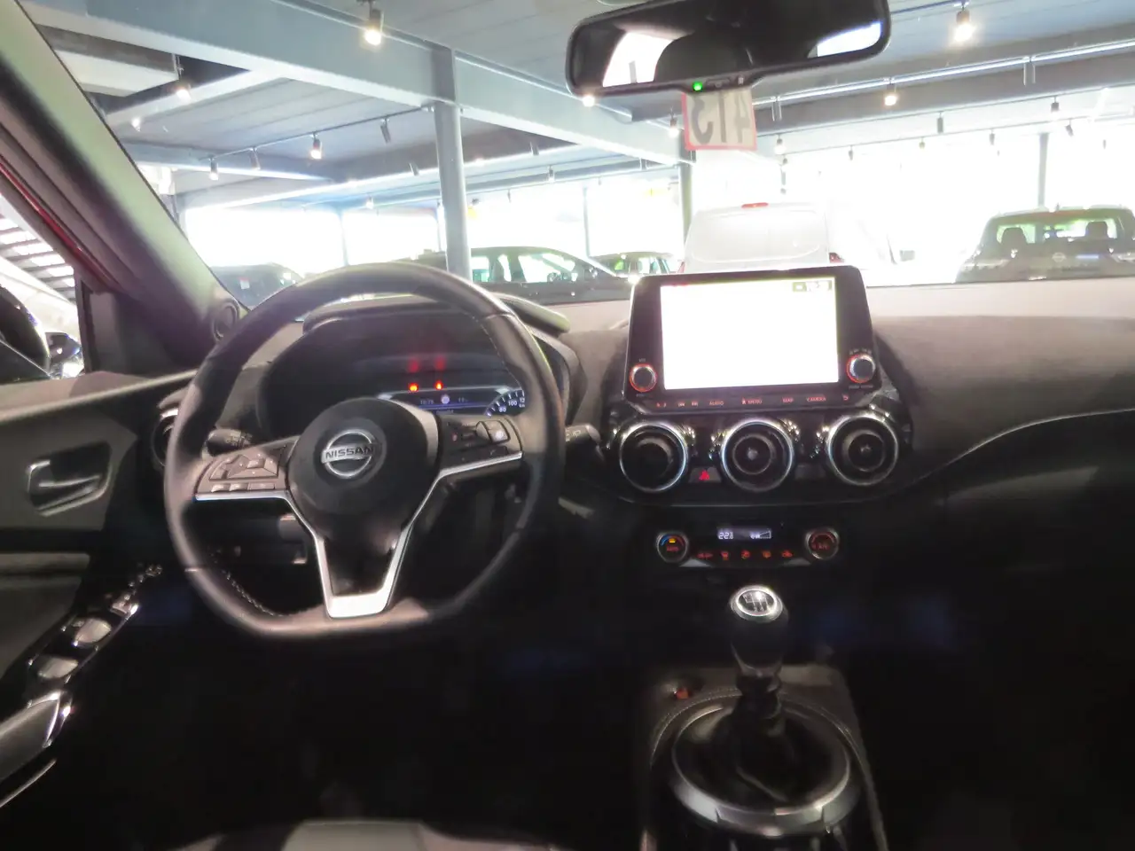 Nissan Juke Juke 1.0 DIG-T 2WD N-Design (EU6AP) 18
