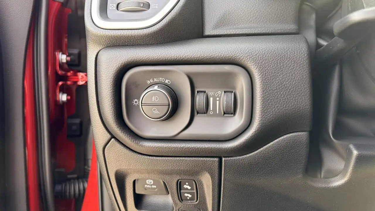 RAM 1500 photo RAM 1500