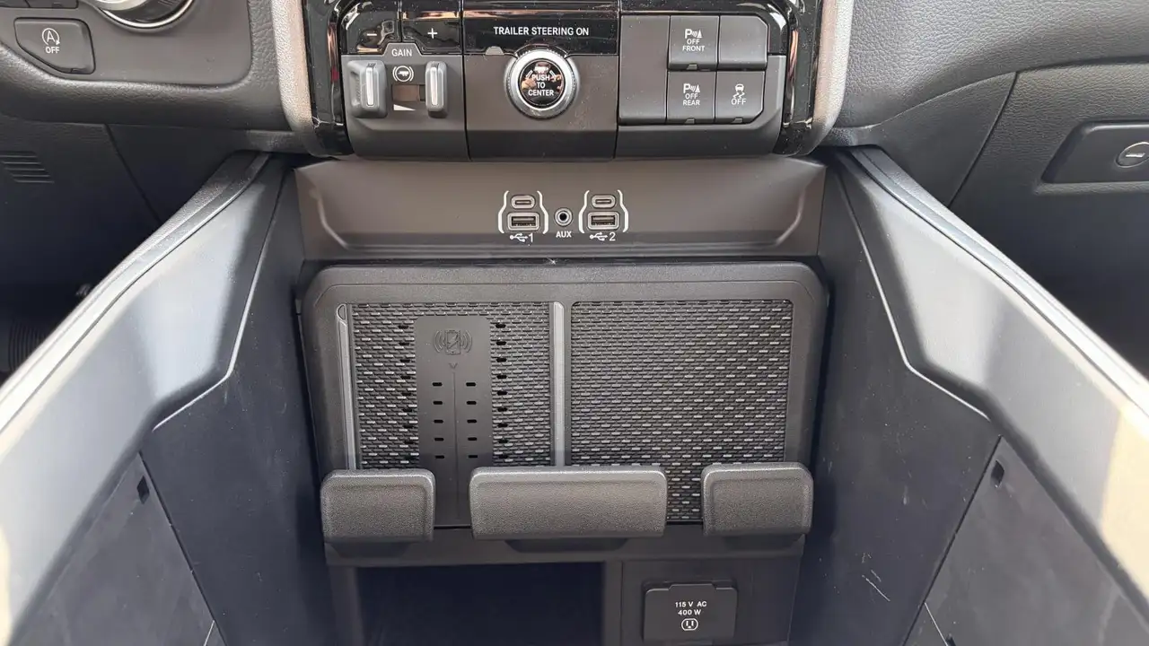 RAM 1500 photo RAM 1500