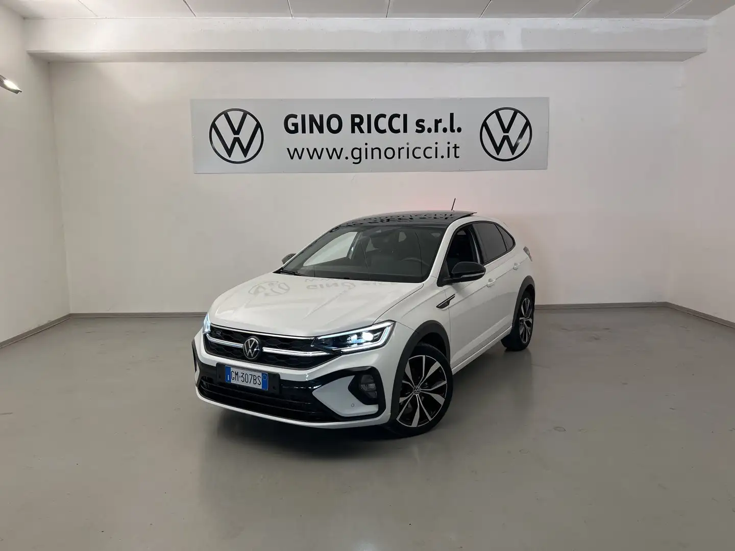Volkswagen Taigo Taigo 1.5 TSI ACT 150 CV DSG R-Line Bianco - 1