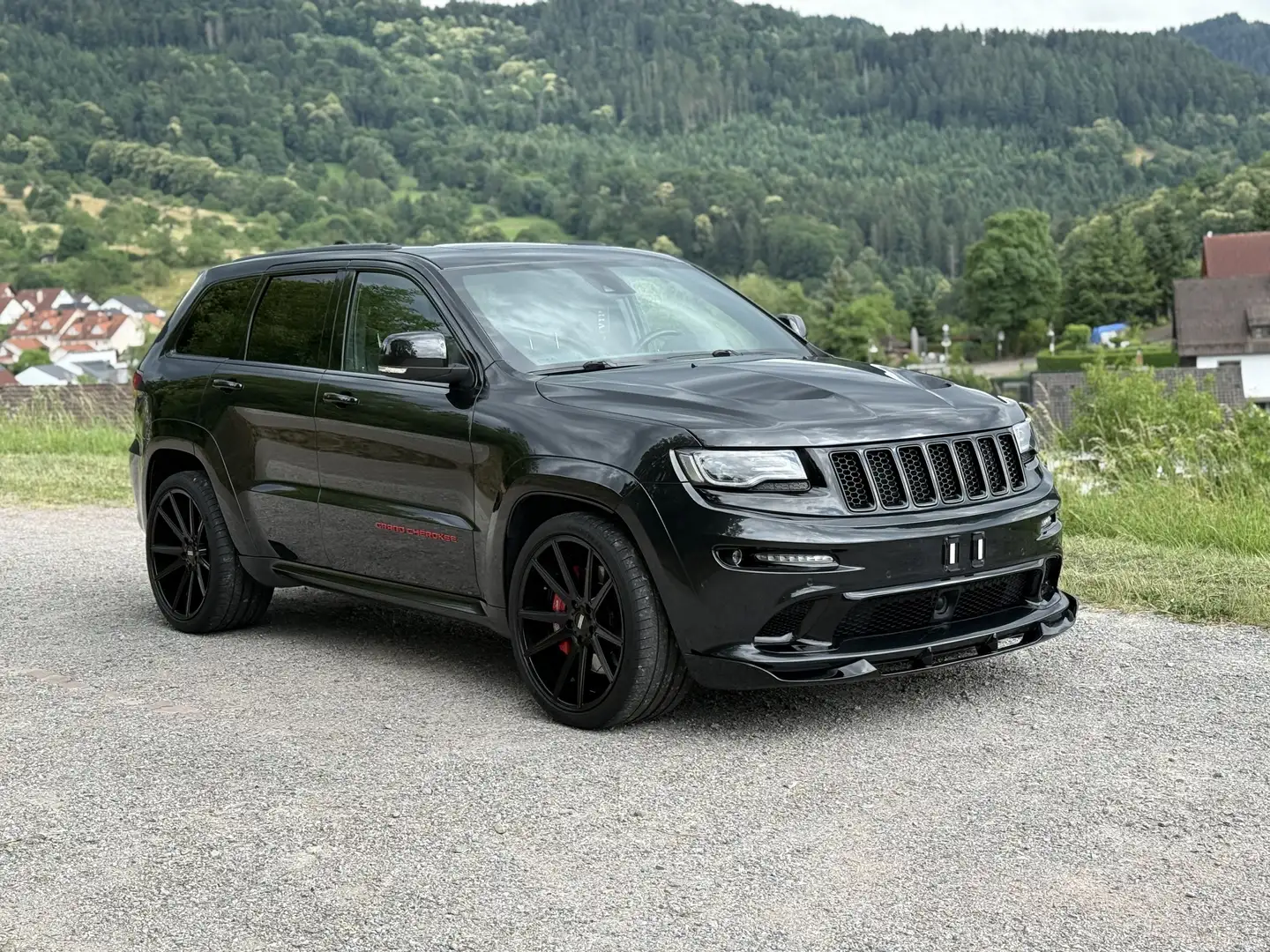 Jeep Grand Cherokee SRT - 1