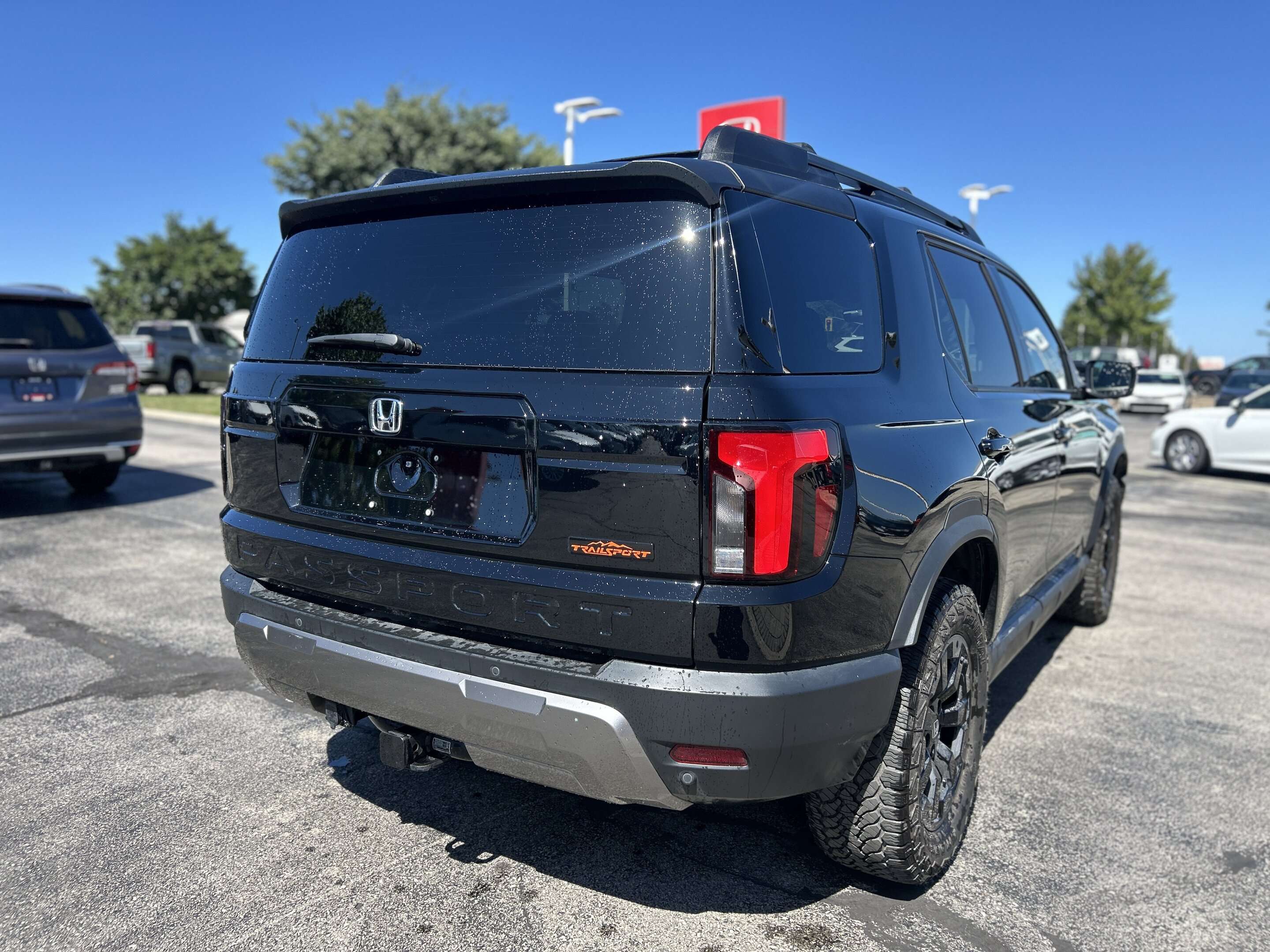 2026 Honda Passport TrailSport Touring | Leather | Sunroof | Backup Ca — снимка 1
