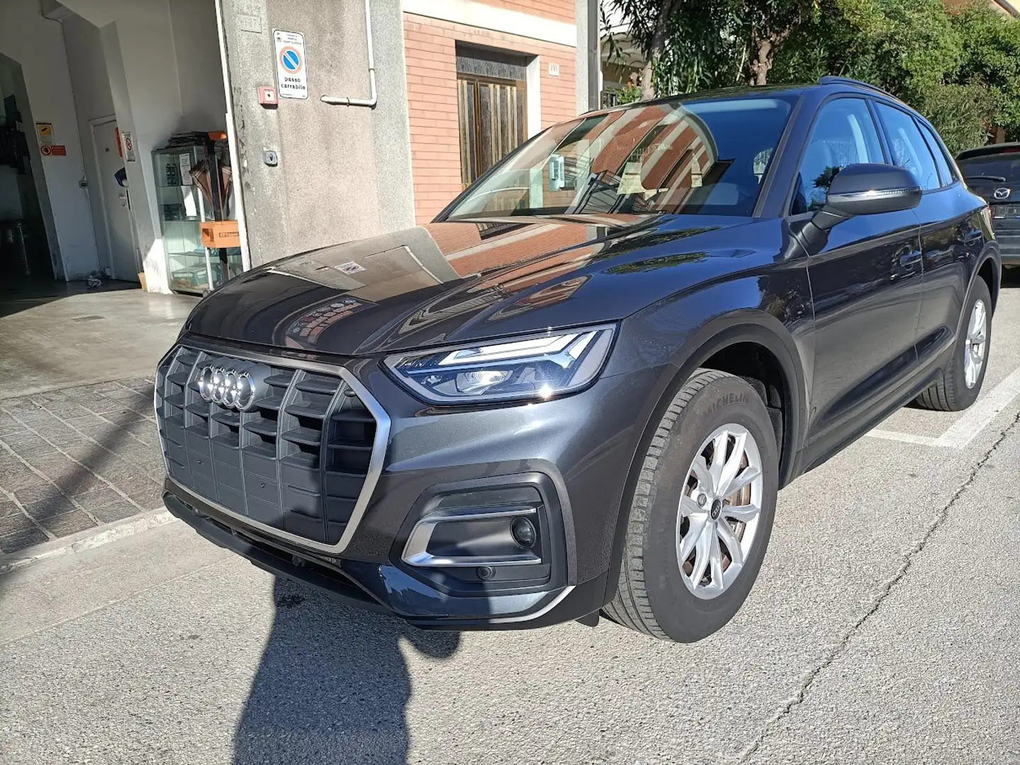 Audi Q5 Gris - 2