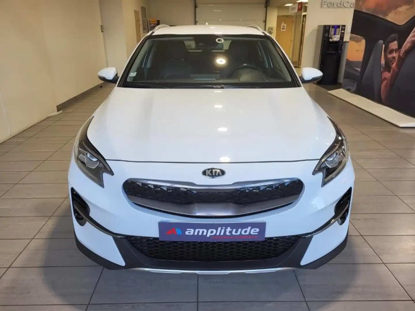 Kia Ceed / cee'd 1.6 GDi 105ch + Plug-In 60.5ch Active DCT6 Weiß - 2