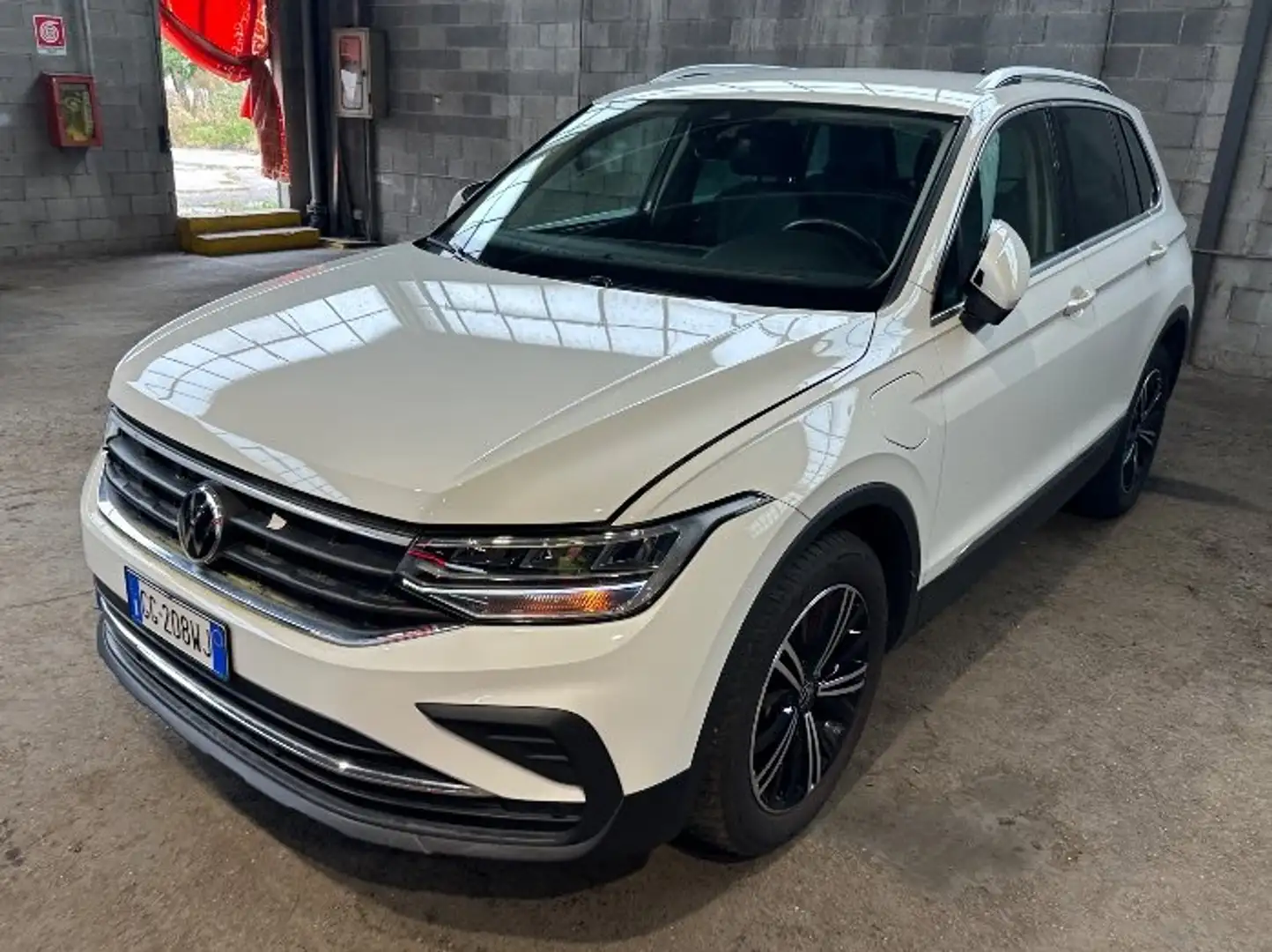 Volkswagen Tiguan Tiguan II 2021 1.4 tsi eh Life dsg - GG208WJ Blanc - 2