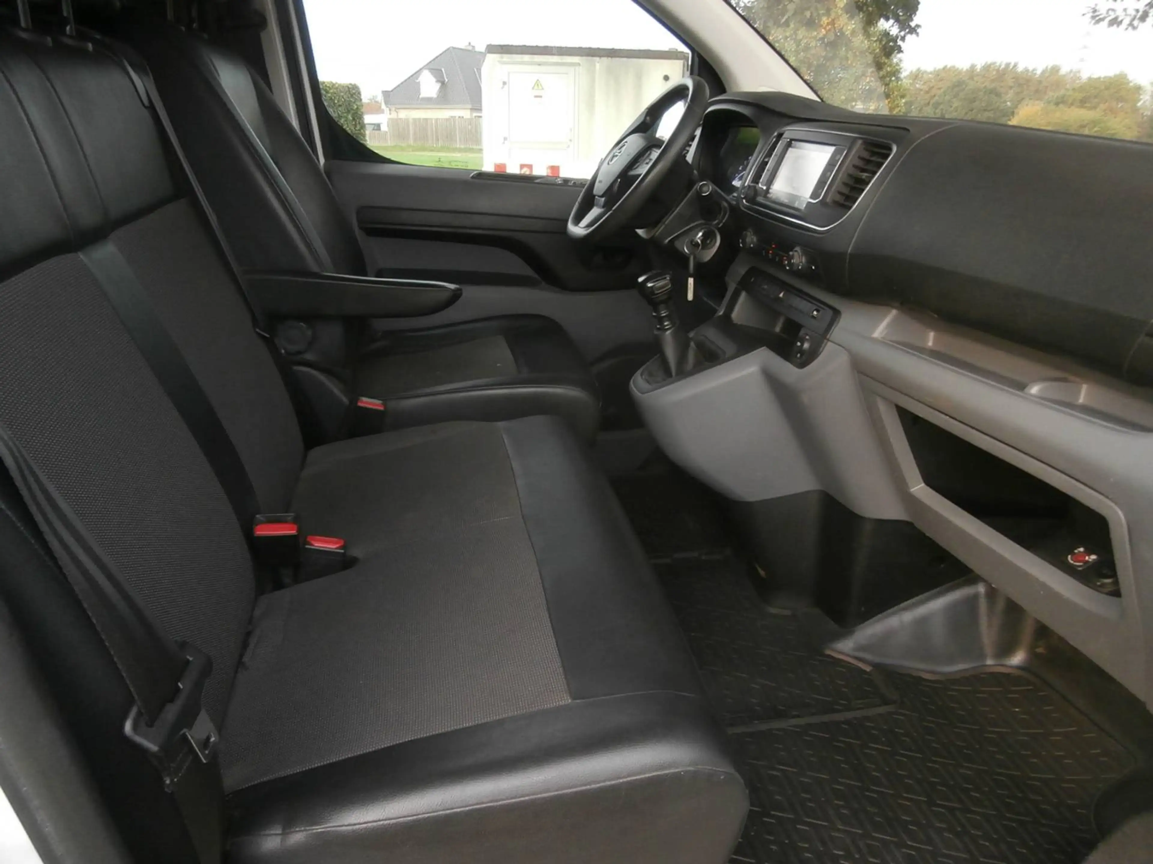 Opel Vivaro 2.0 TD L2H1 122pk(90kw)airco cruise navigatie gekeurd voor verkoop — photo 15