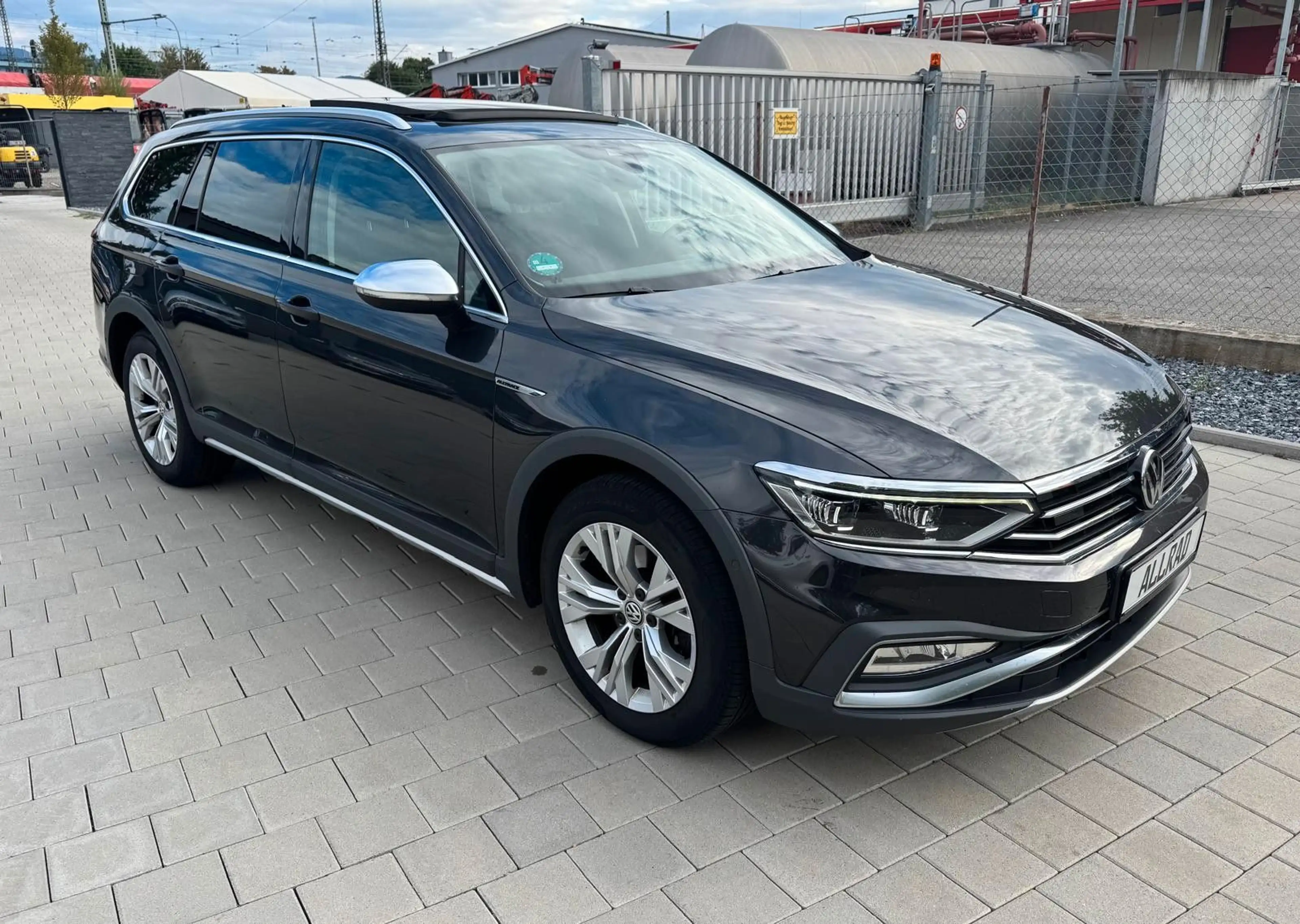 Volkswagen Passat Alltrack Passat Facelift 2.0 TDI DSG 4M AHK ACC StHz Pano — photo 3