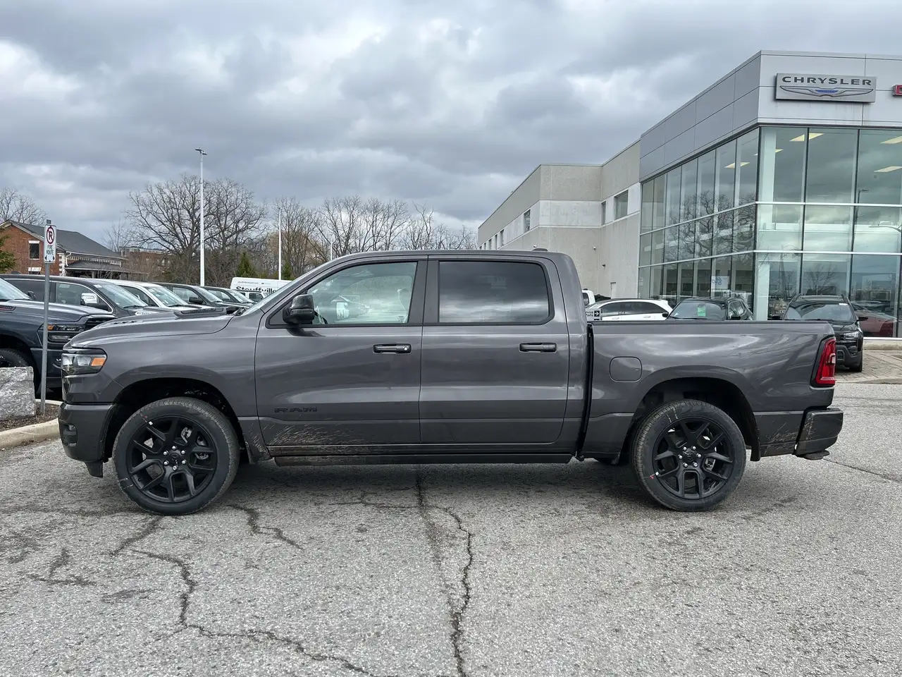 RAM 1500 снимка RAM 1500