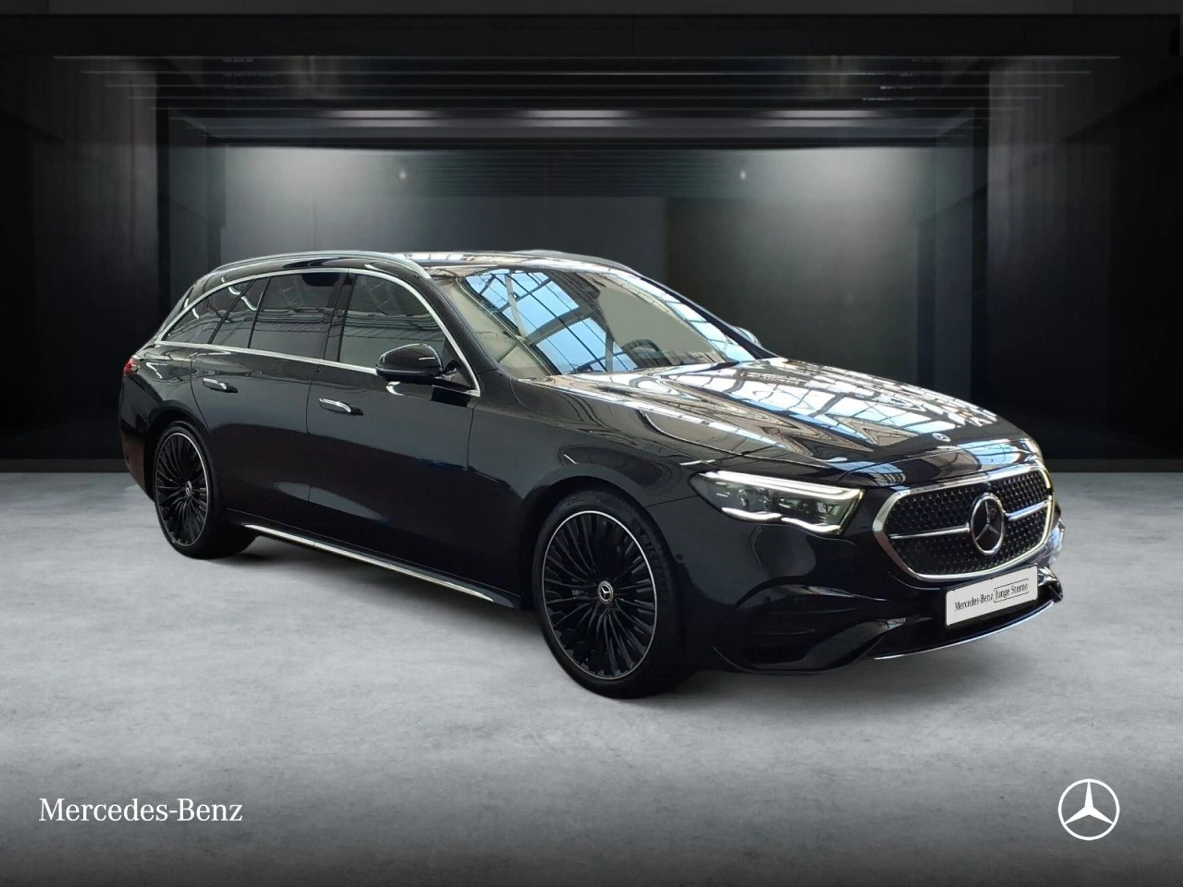 Mercedes-Benz E 300 e T Edition AMG-Line Fahrass 360° Pano HUD — photo 4