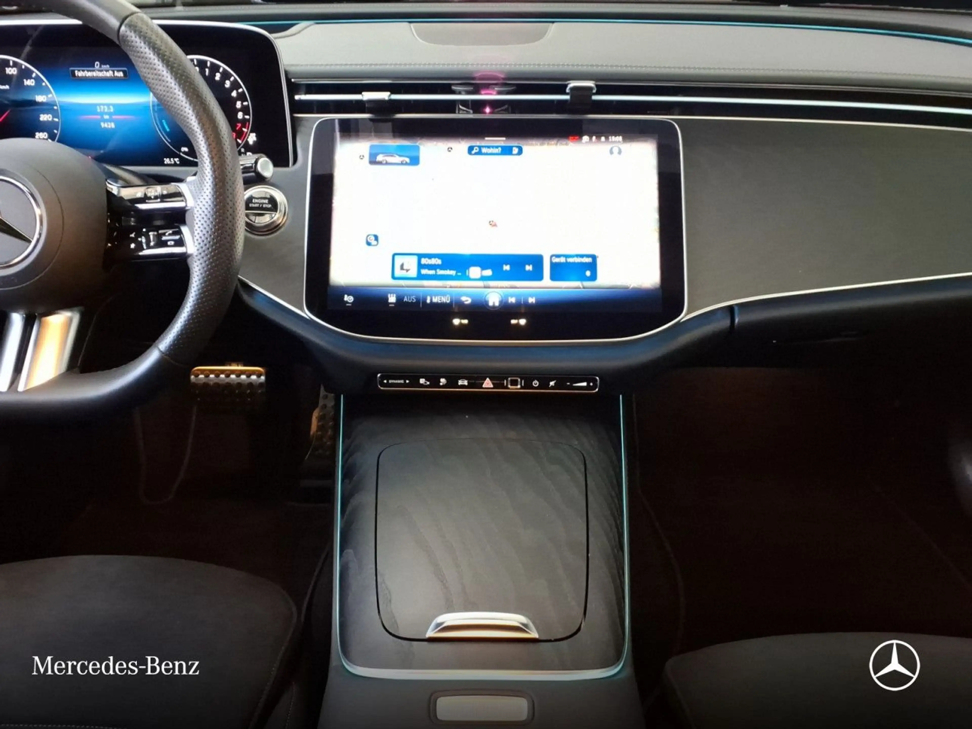 Mercedes-Benz E 300 e T Edition AMG-Line Fahrass 360° Pano HUD — photo 12