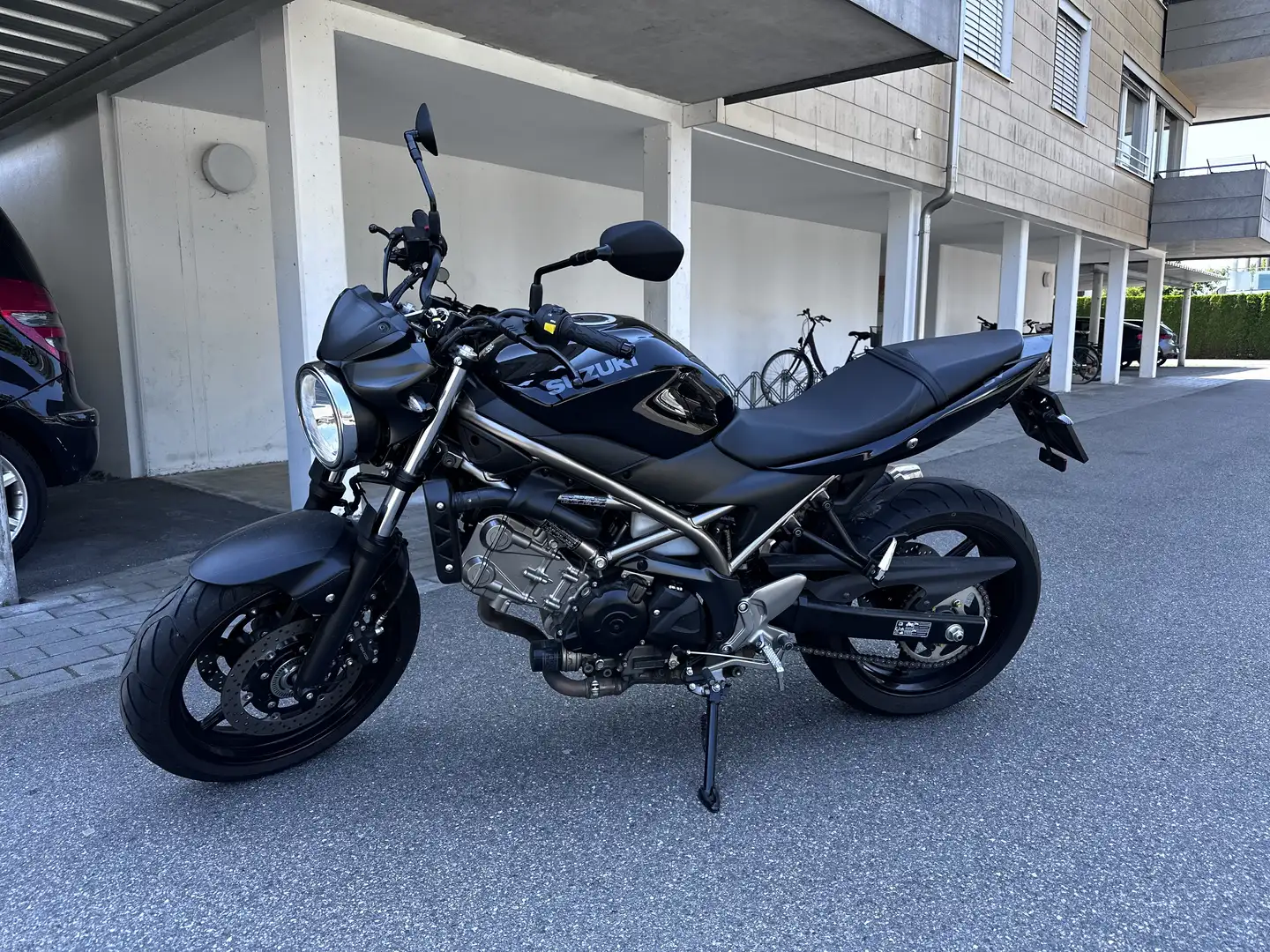 Suzuki SV 650 SV650U (A2 tauglich) Schwarz - 1