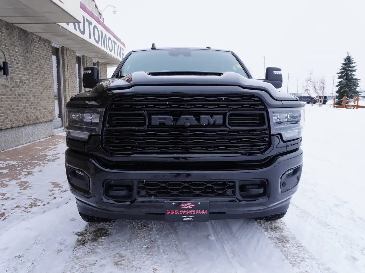 RAM 3500 снимка RAM 3500