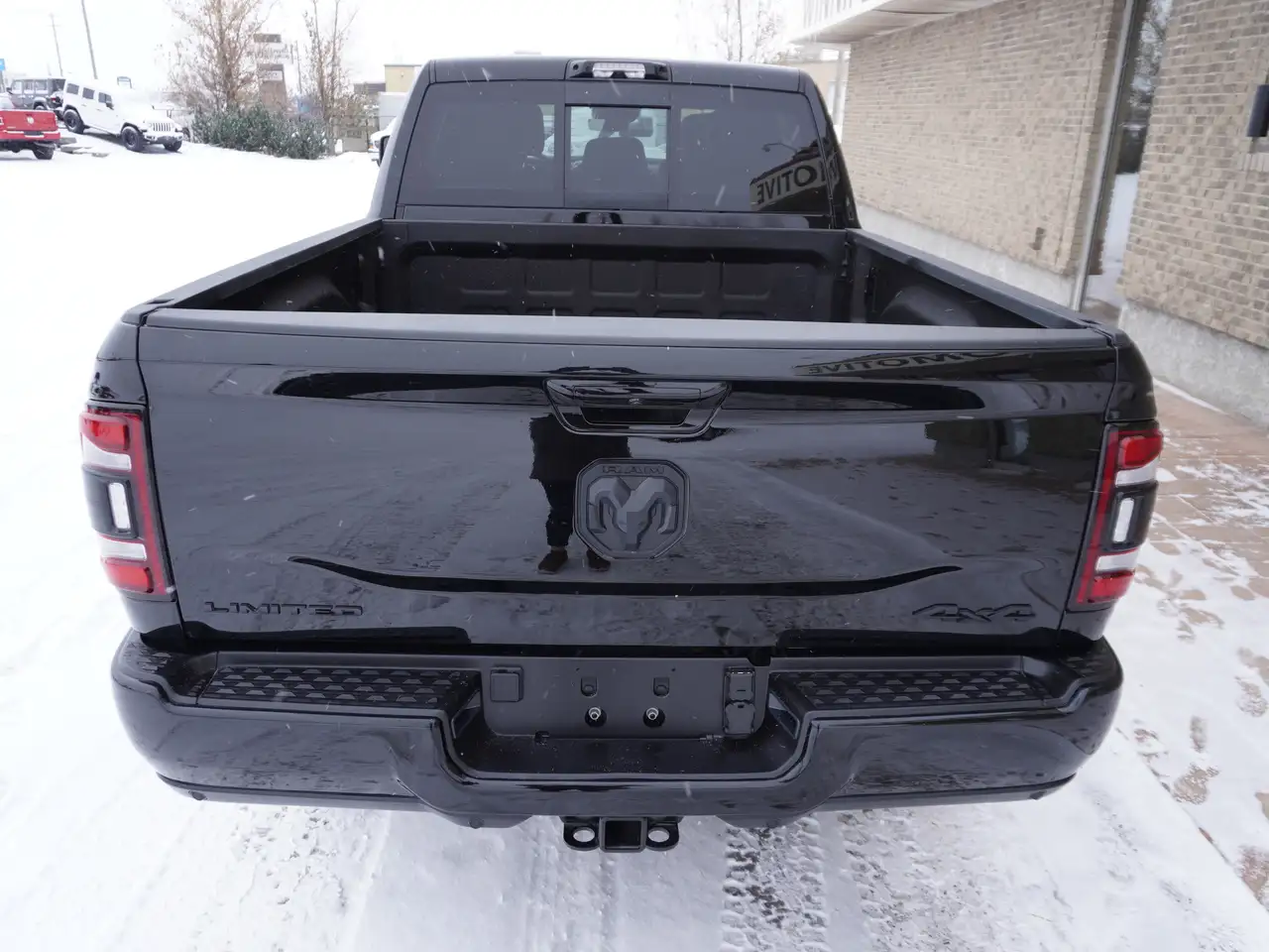 RAM 3500 снимка RAM 3500