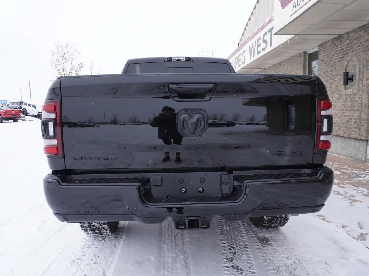 RAM 3500 снимка RAM 3500
