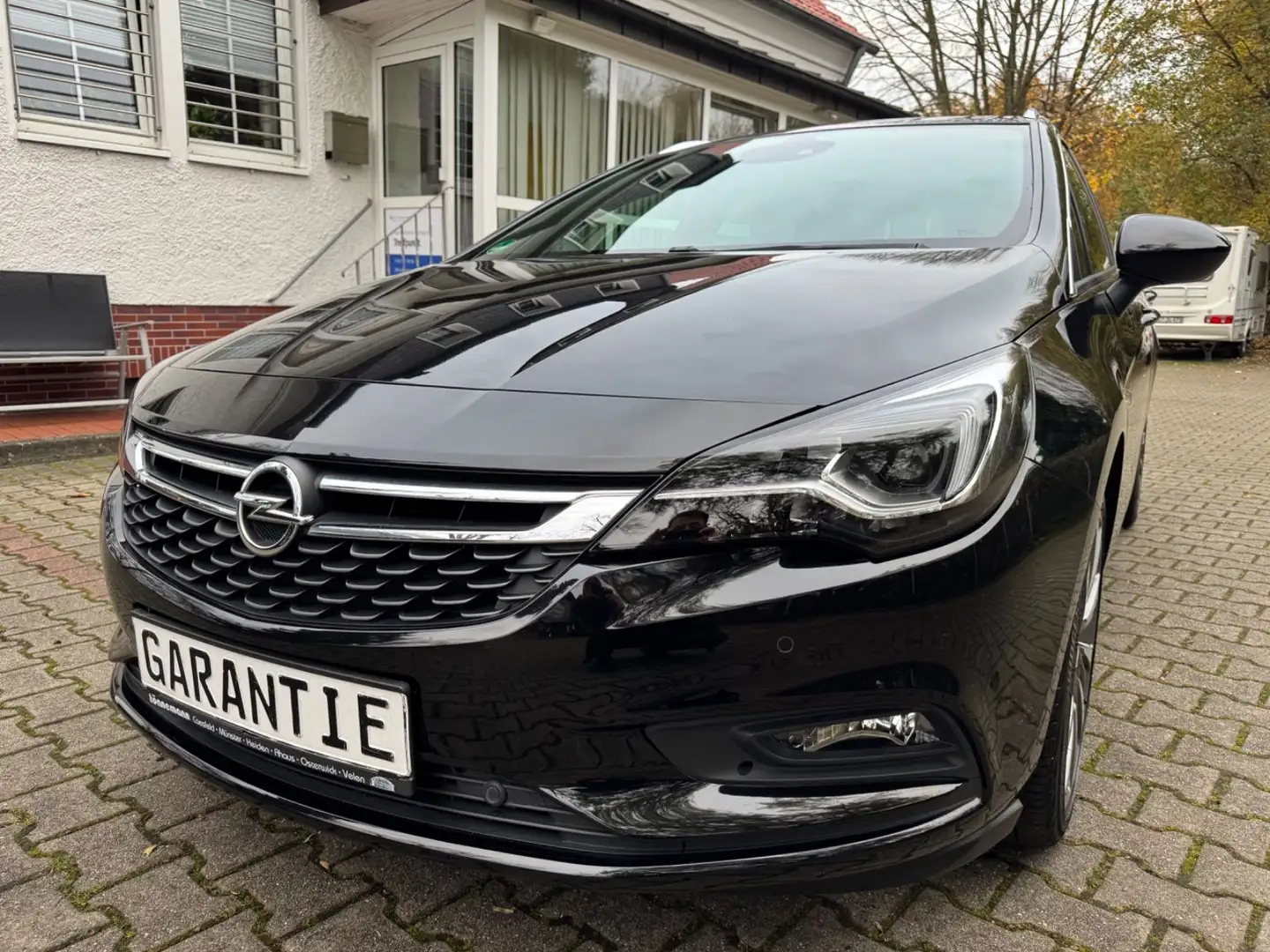 Opel Astra K Sports Tourer Ultimate/Kamera/ Schwarz - 1