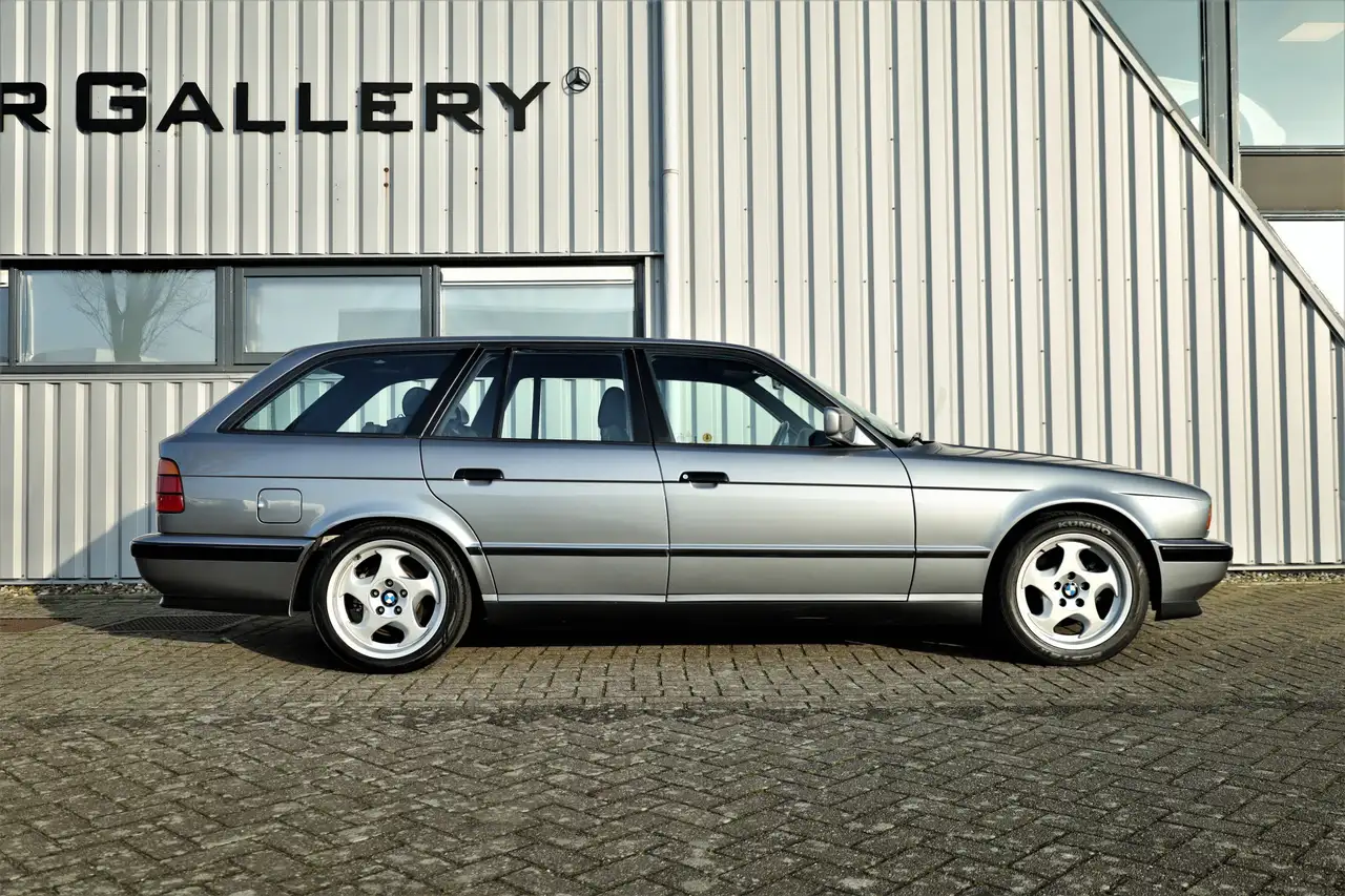 BMW M5 5-serie Touring E34 Youngtimer, foto 3