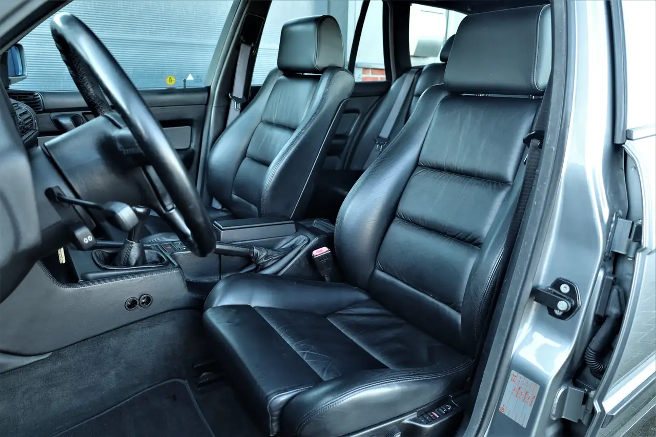 BMW M5 5-serie Touring E34 Youngtimer, foto 8