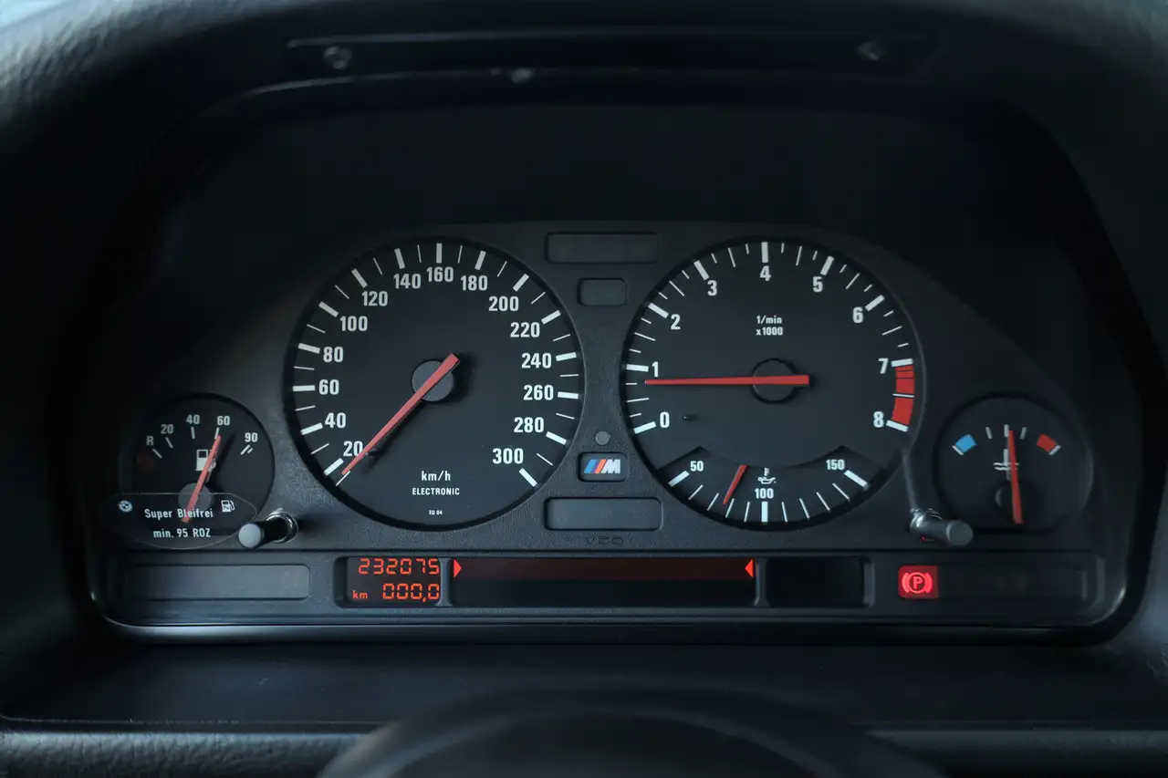 BMW M5 5-serie Touring E34 Youngtimer, foto 5