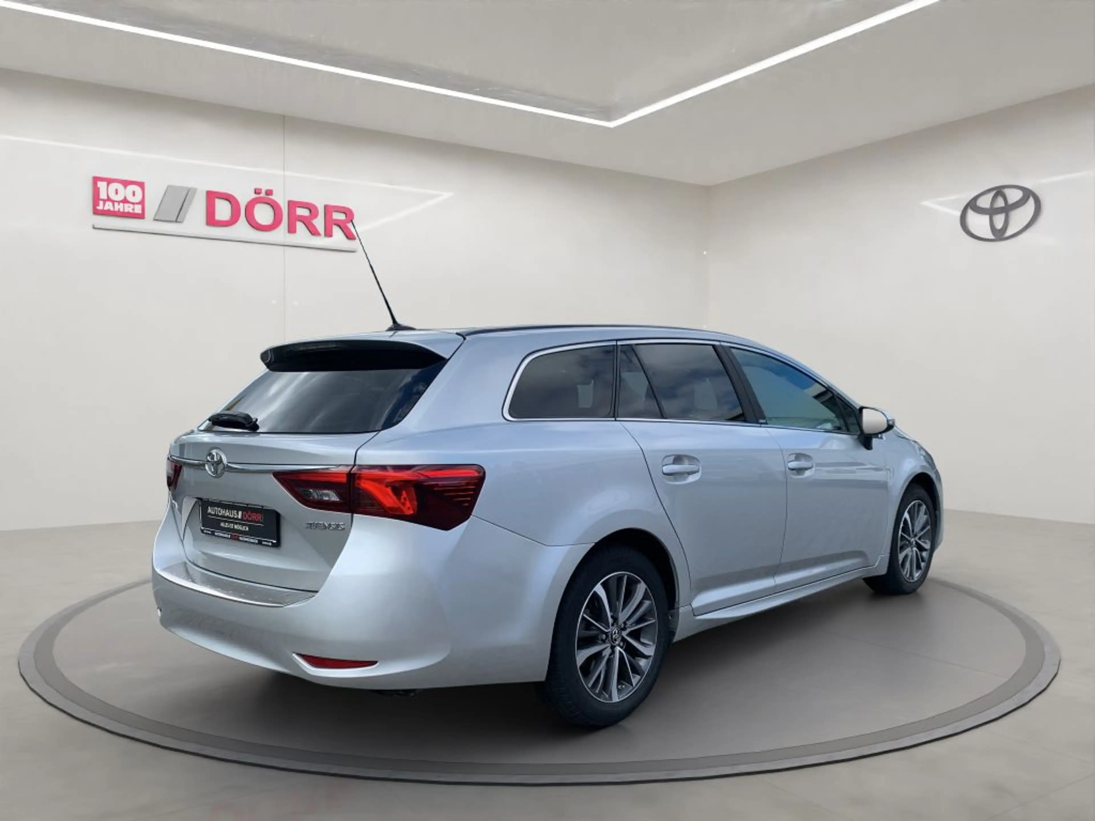 Toyota Avensis Touring Sports 1.8 Multidrive S Edition-S — photo 5