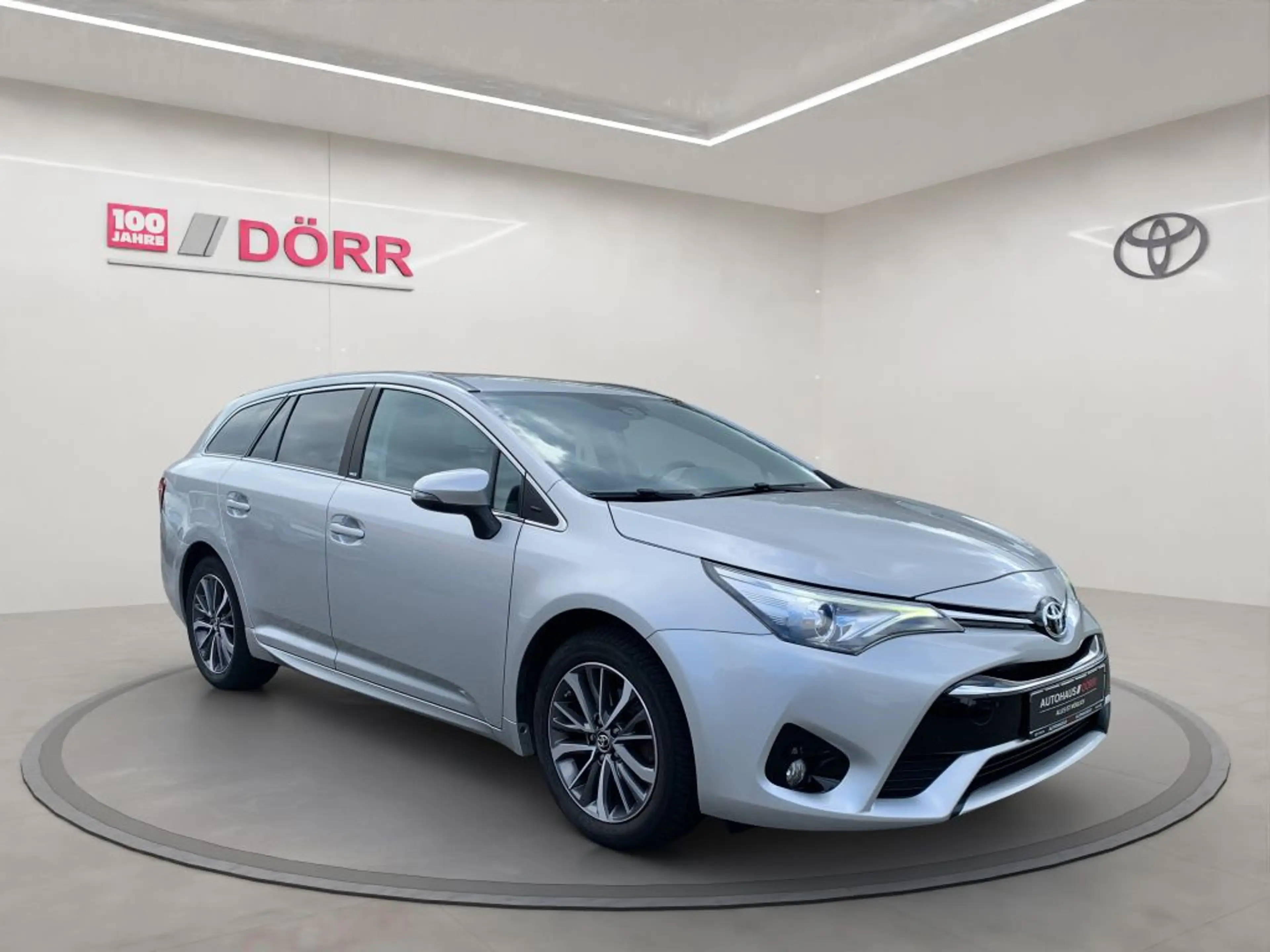 Toyota Avensis Touring Sports 1.8 Multidrive S Edition-S — photo 7
