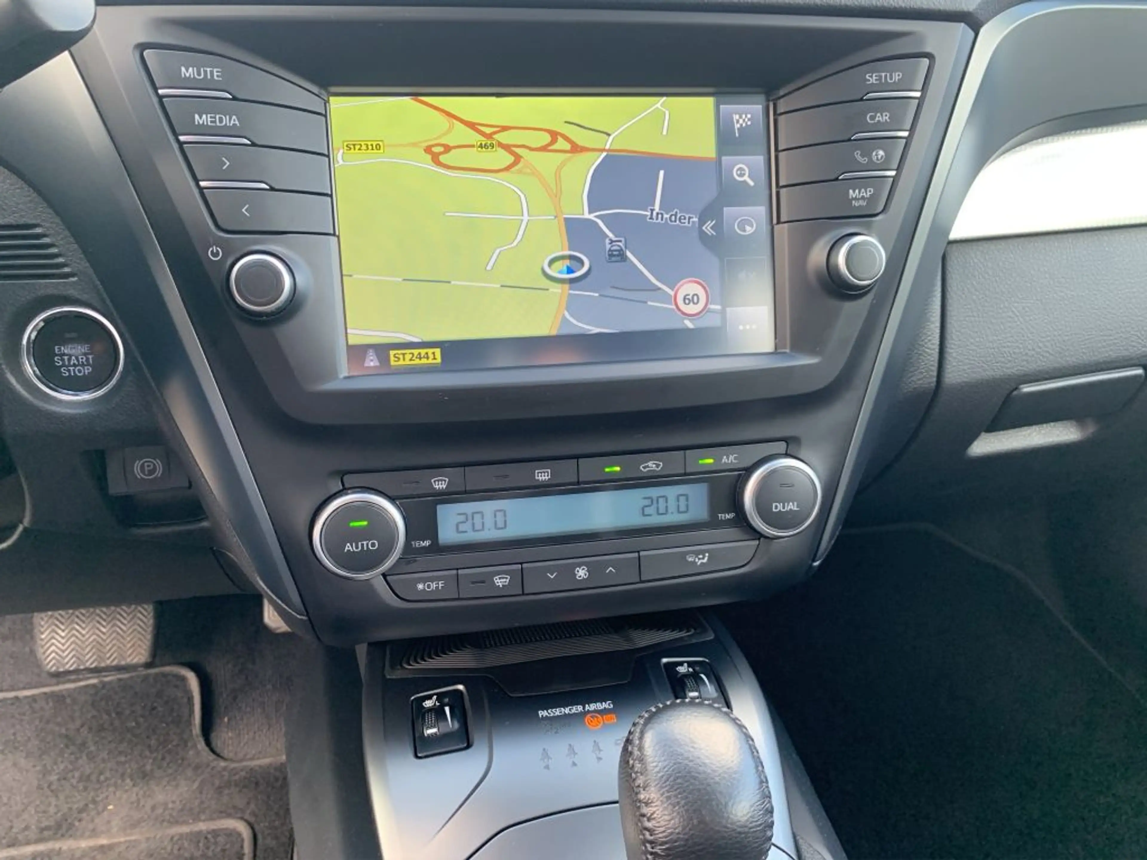 Toyota Avensis Touring Sports 1.8 Multidrive S Edition-S — photo 12