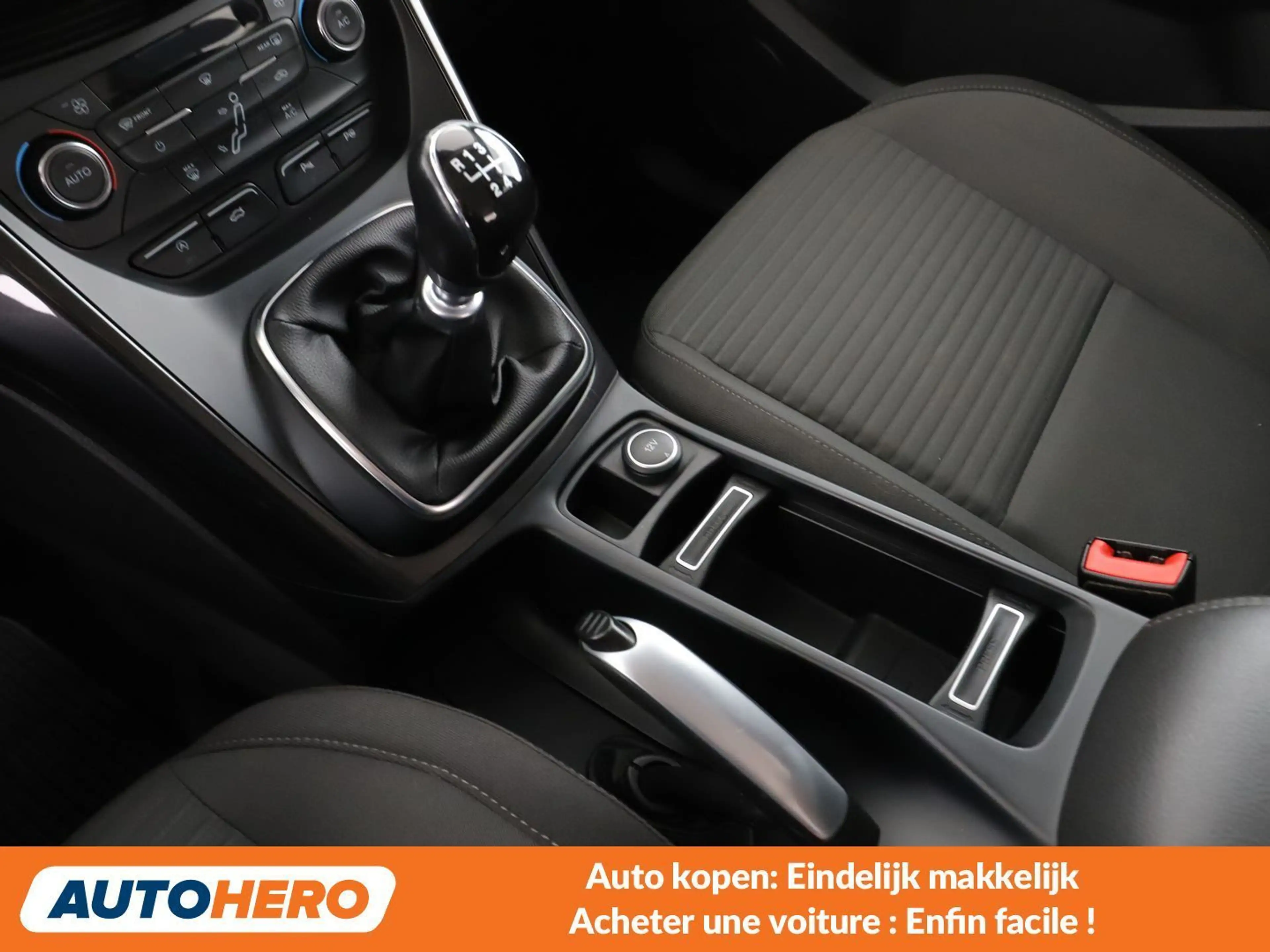 Ford Grand C-Max 1.0 EcoBoost Titanium — photo 14
