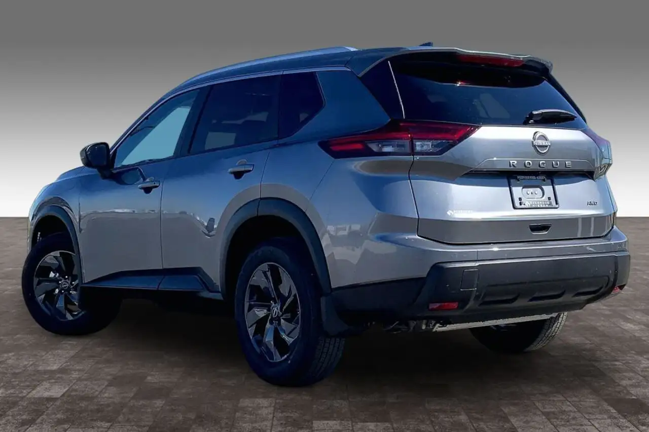 Nissan Rogue снимка Nissan Rogue