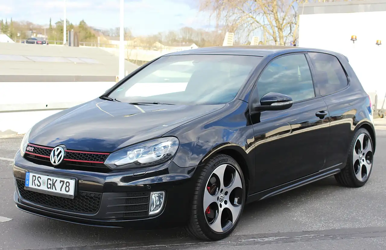 Volkswagen Golf GTI
