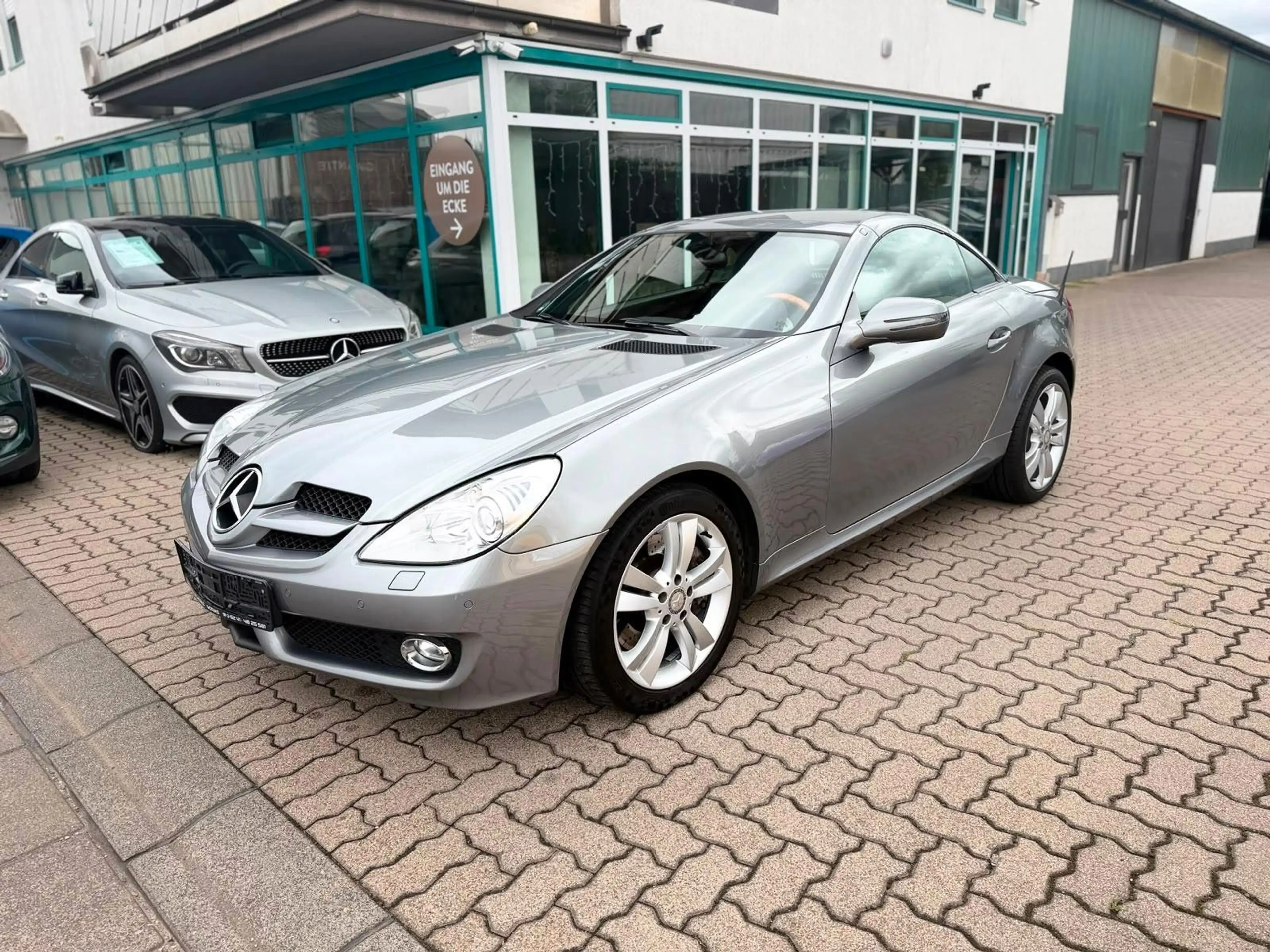 Mercedes-Benz SLK 350 *AIRSCARF*TEMPOMAT*DESIGNO*TOP* — photo 10