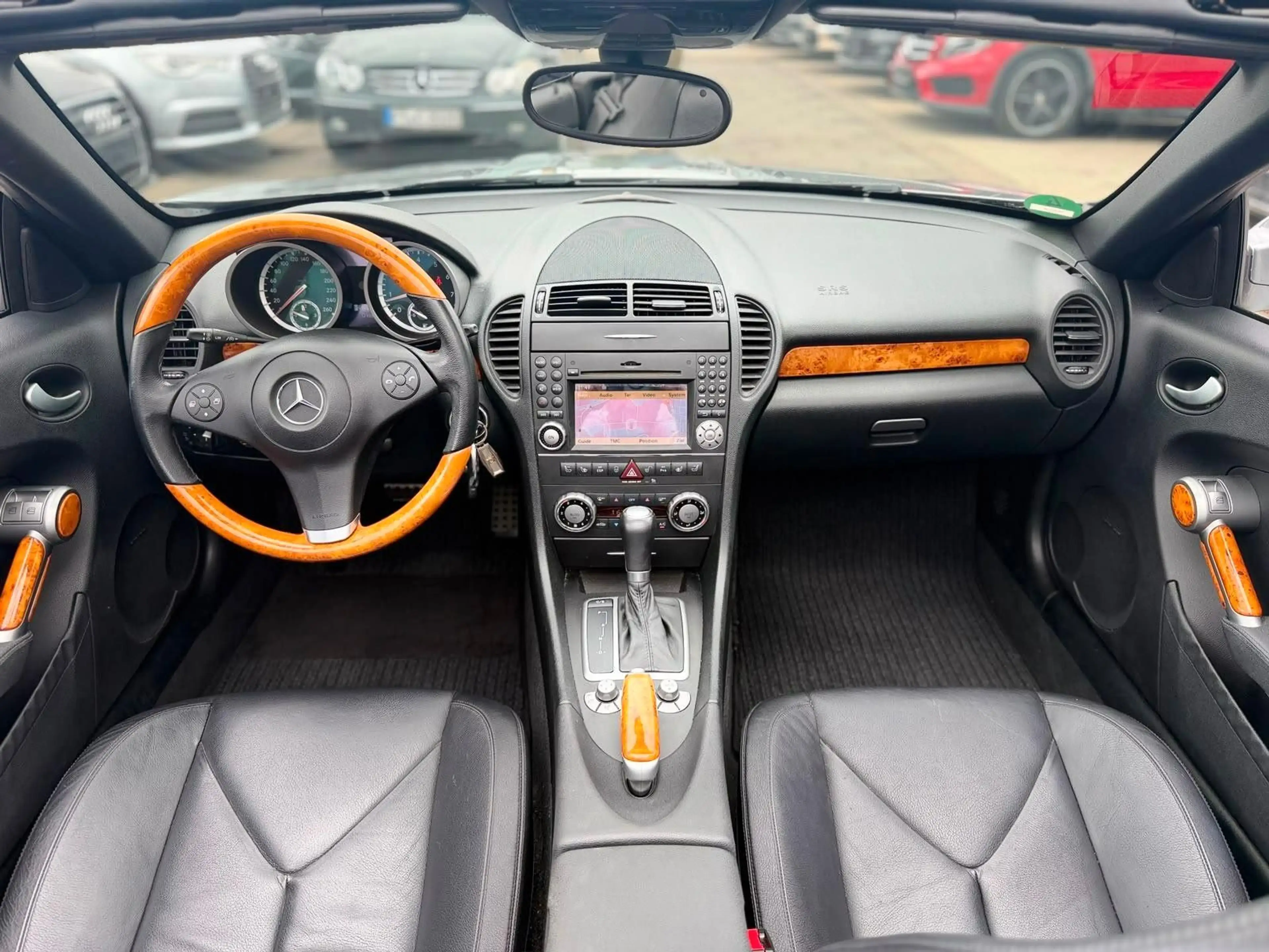 Mercedes-Benz SLK 350 *AIRSCARF*TEMPOMAT*DESIGNO*TOP* — photo 15