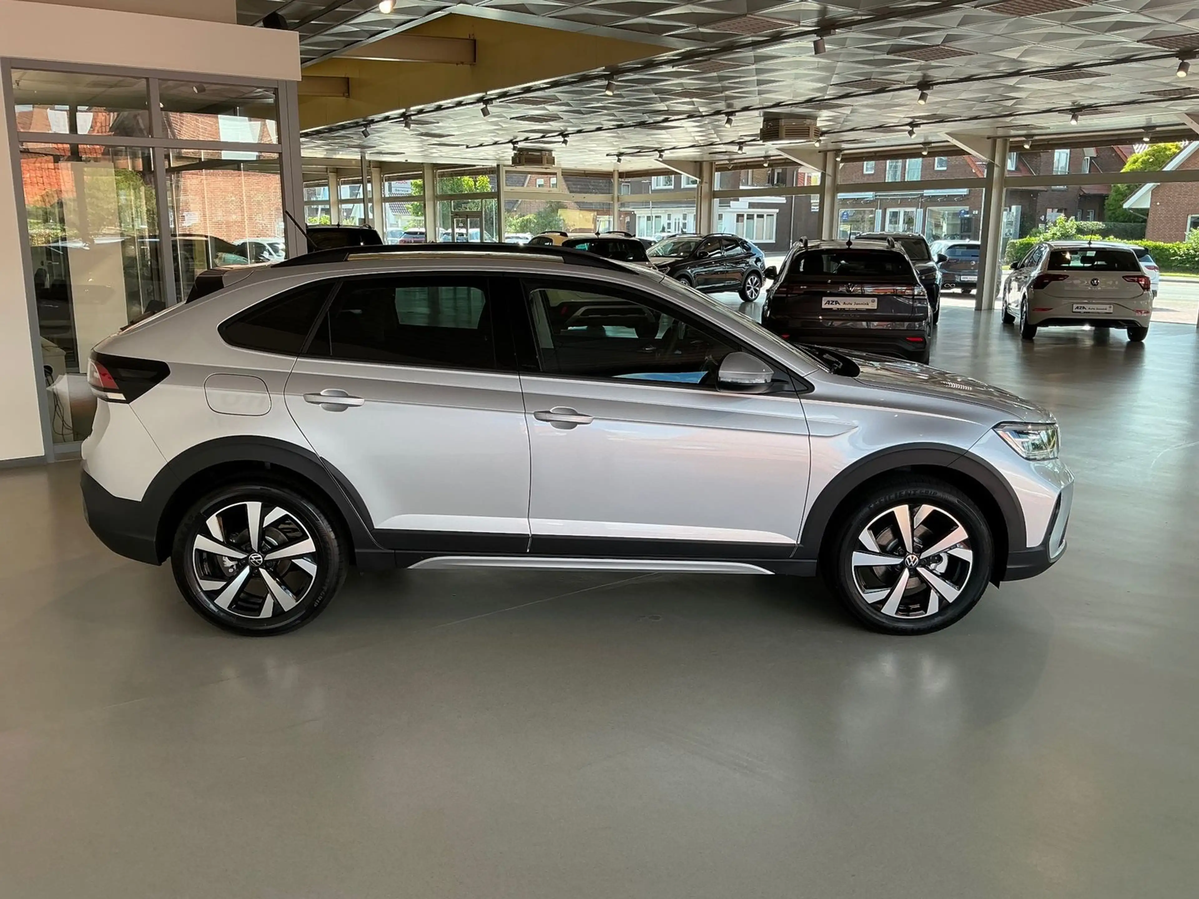 Volkswagen Taigo Life 1.0 TSI DSG SHZ LED RFK Keyless — photo 6