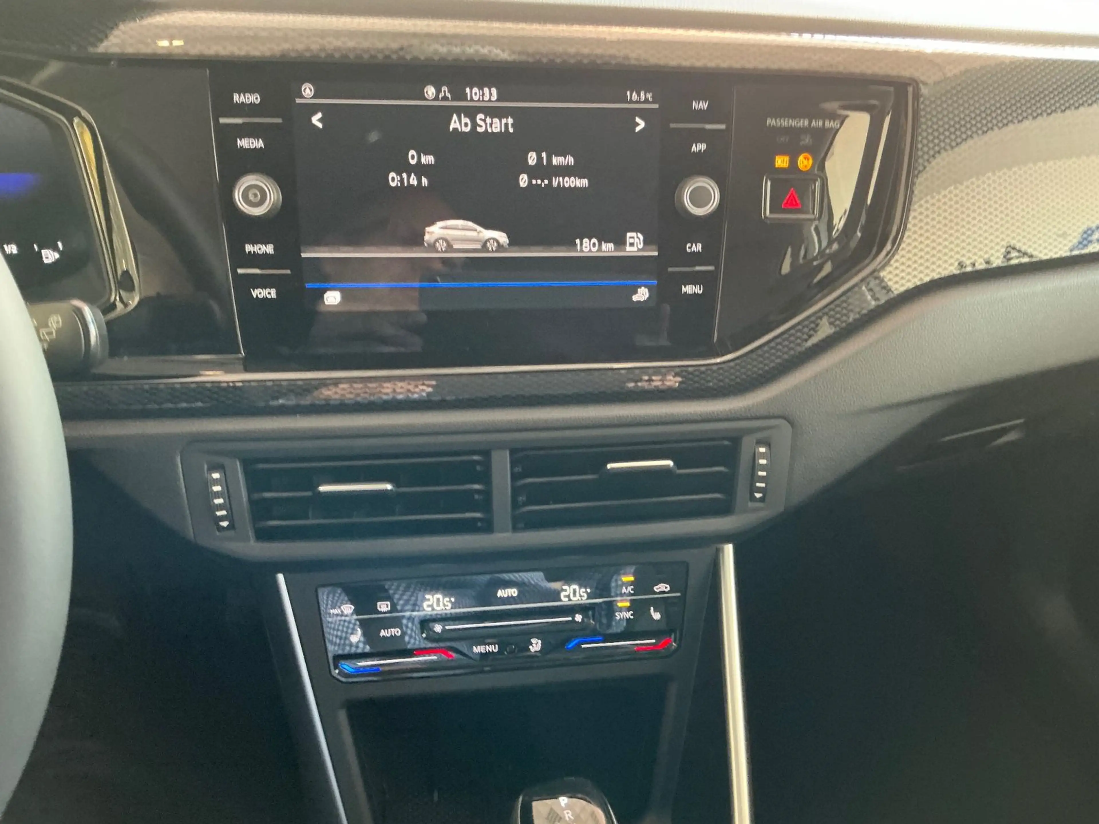 Volkswagen Taigo Life 1.0 TSI DSG SHZ LED RFK Keyless — photo 13