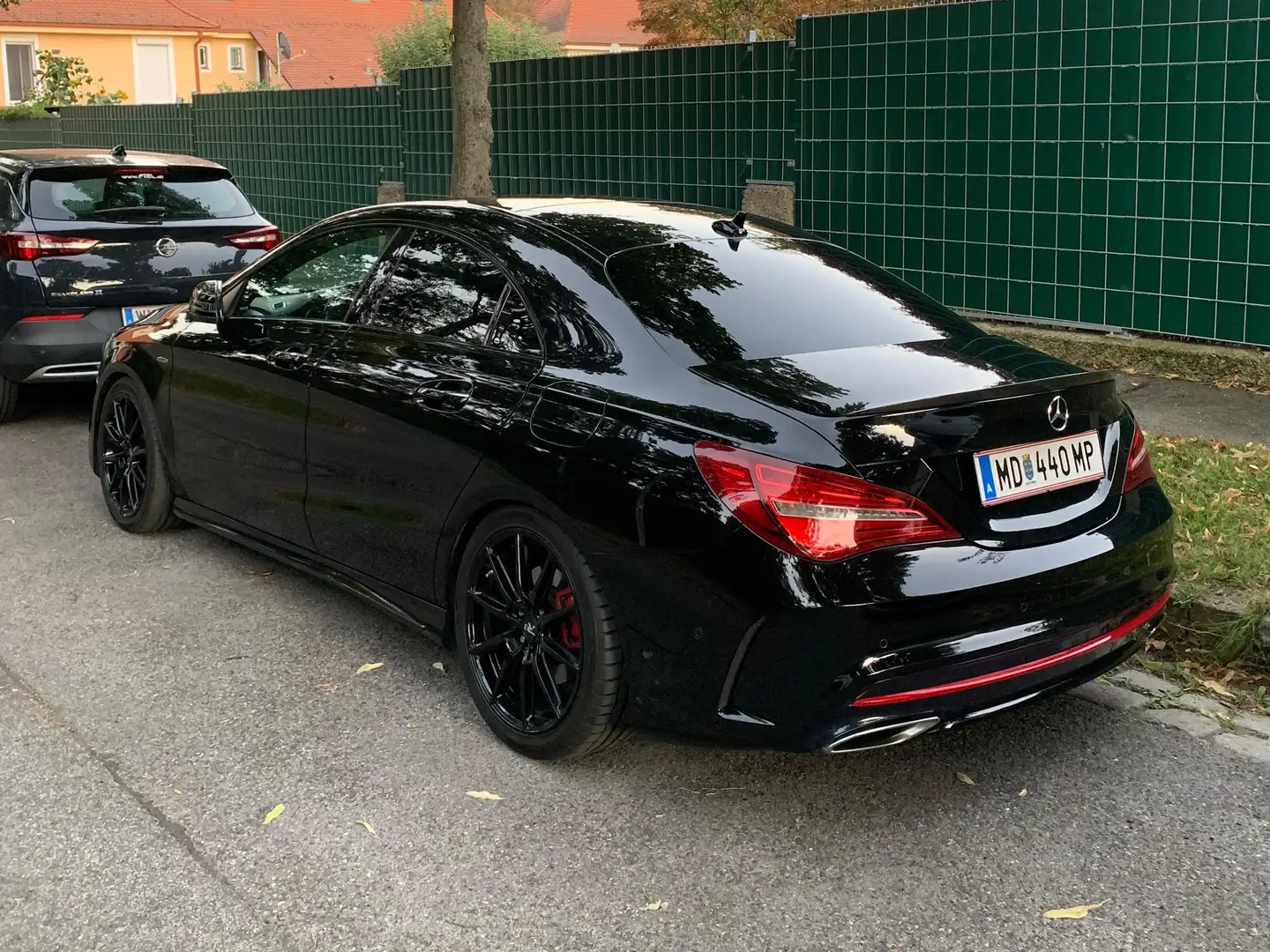 Mercedes-Benz CLA 250 CLA 250 Sport Aut. Sport Schwarz - 2