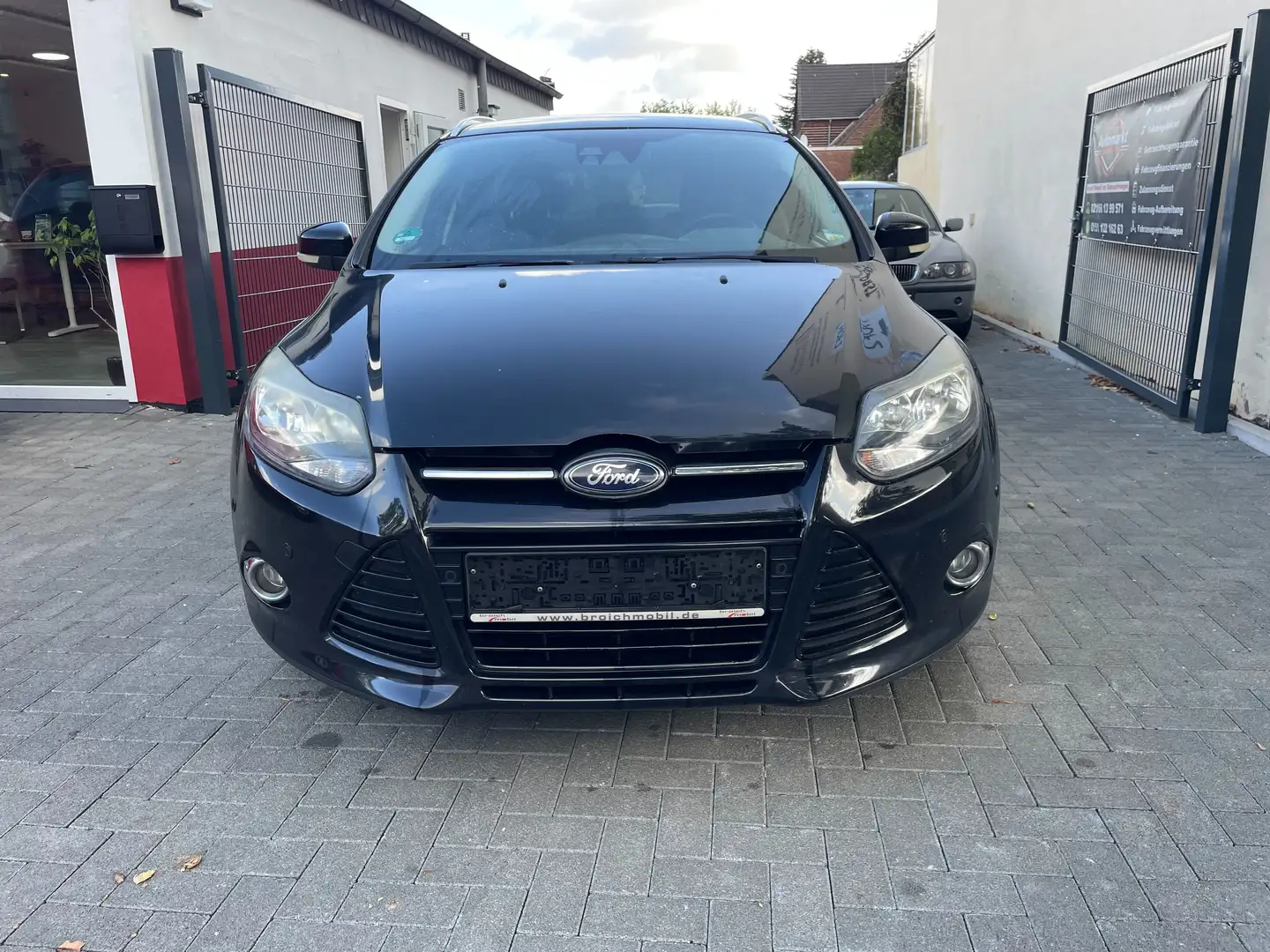 Ford Focus Titanium | Euro 5 | Tüv 3/27 Schwarz - 2